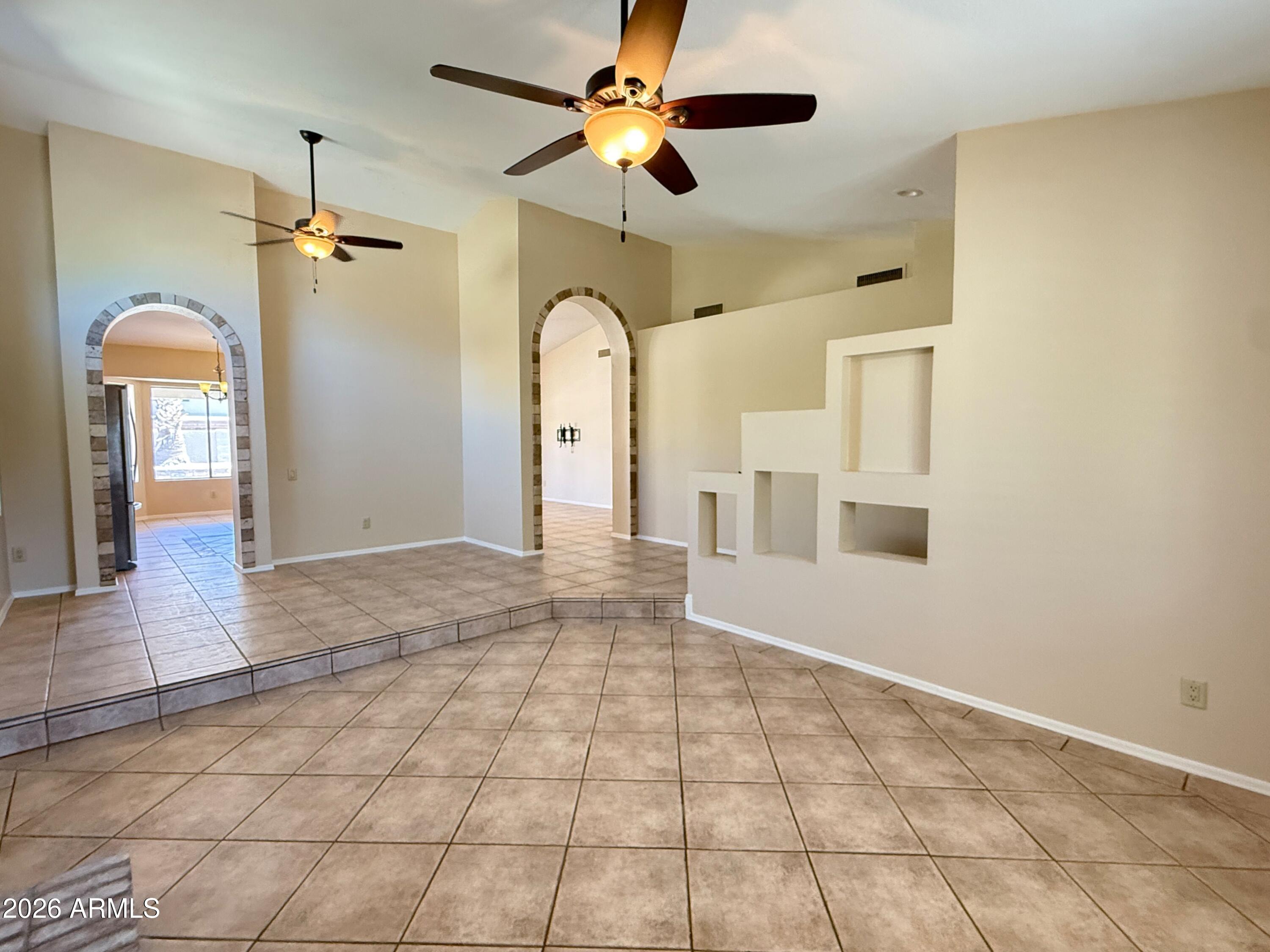 1211 E Drake Drive