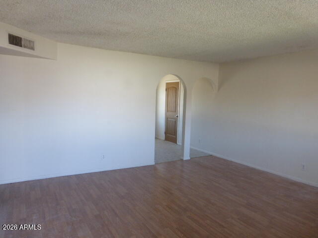 183 W JAMESTOWN Road