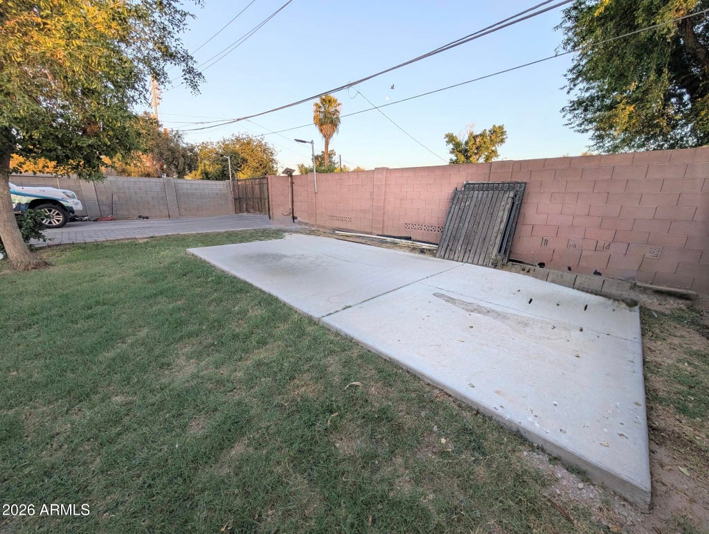 Photo of 5913 W Gardenia Avenue, Glendale, AZ 85301 (MLS # 7040679)