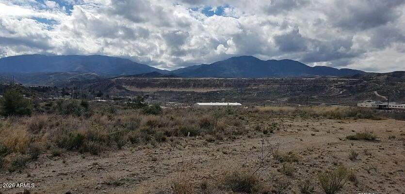 5400 E Midland Trail -