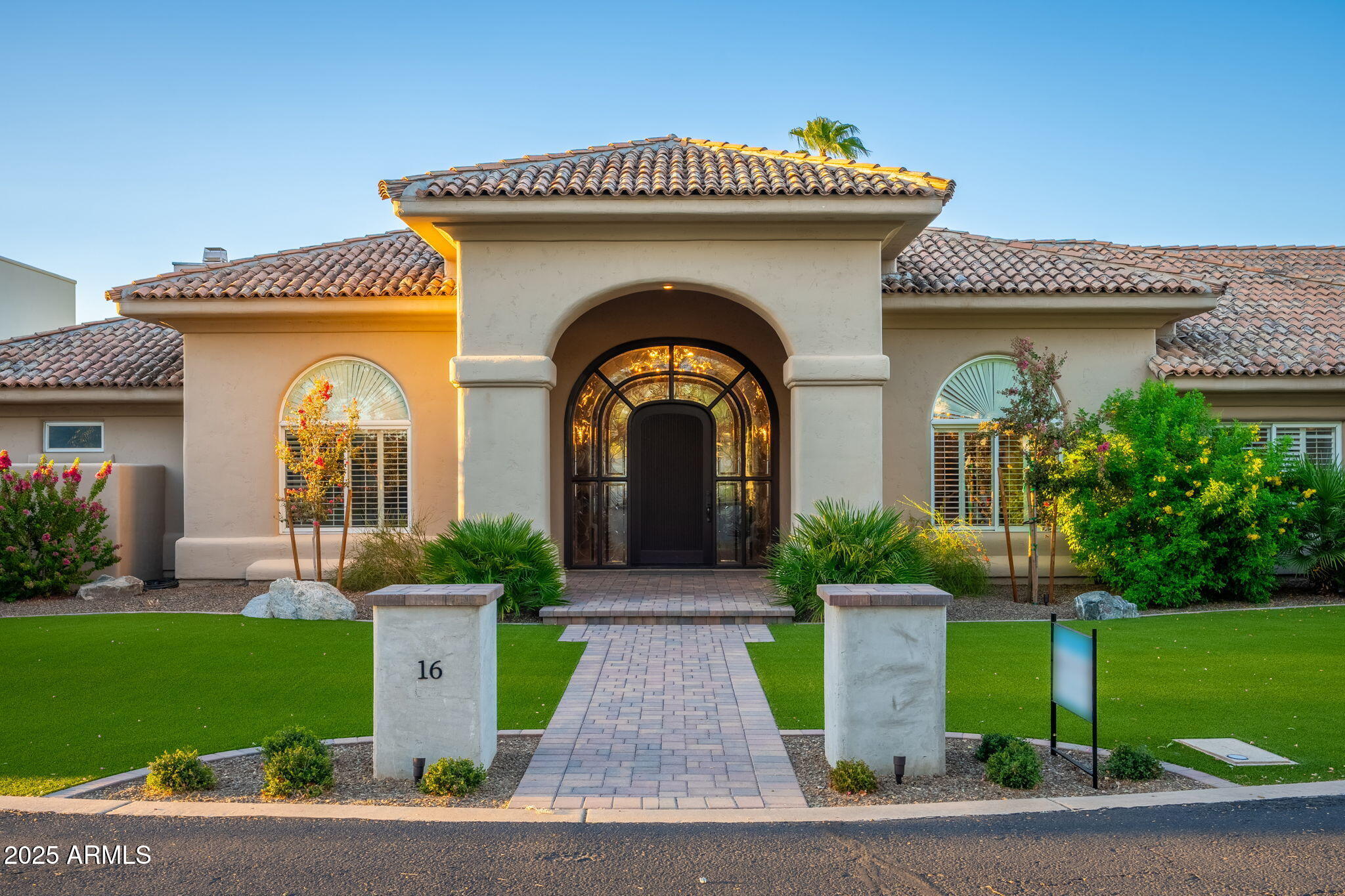 700 N DOBSON Road 16