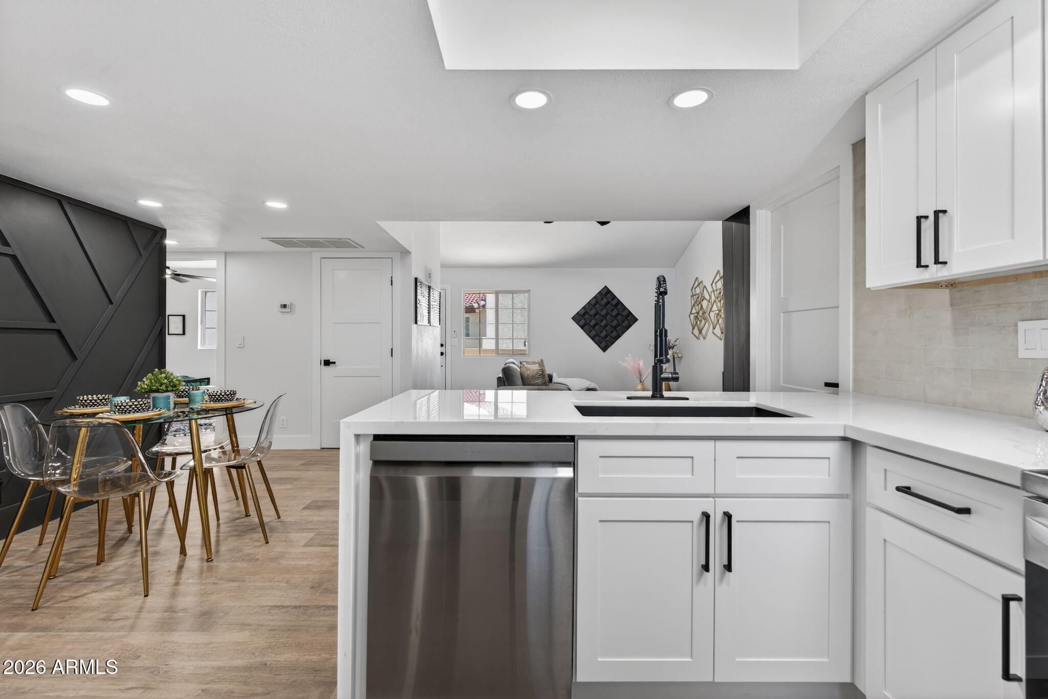 2020 W Union Hills Drive 251