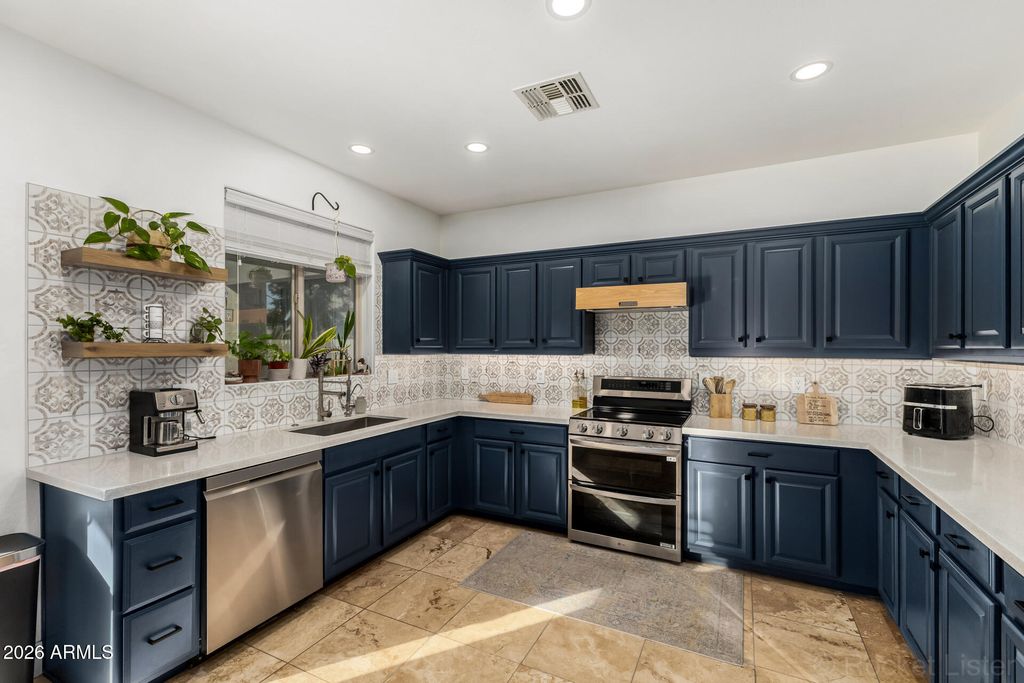 Photo of 28266 N Shundeen Circle, San Tan Valley, AZ 85143 (MLS # 7000341)