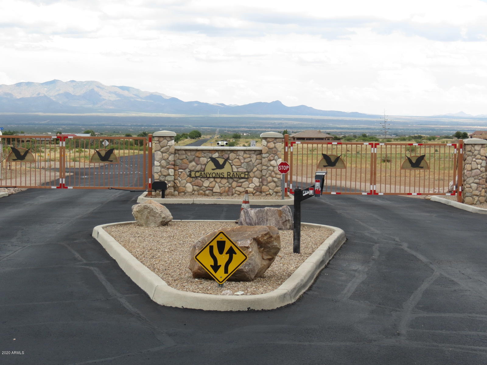 LA PRADERA ESTATES - Land