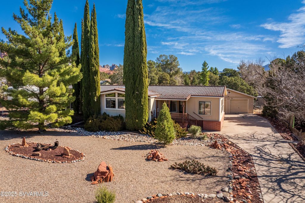 Photo of 420 Windsong Drive, Sedona, AZ 86336 (MLS # 6934766)