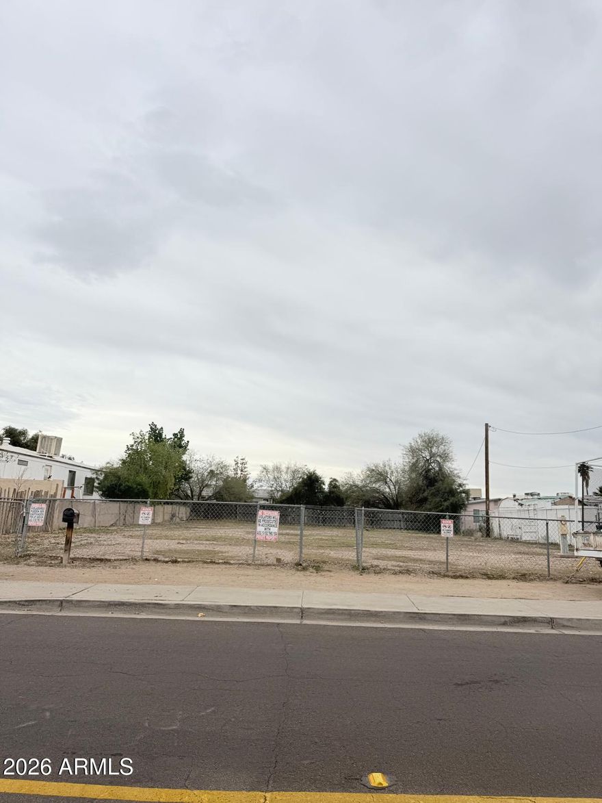 Opportunity to build your future in Phoenix. Apx SqFt: 9,670

This residential lot offers a great location surrounded by established homes, making it an excellent option for building your dream home or a smart investment property. Situated between existing properties, the lot provides access to a developed neighborhood while still offering the flexibility to create a custom residence.

The area offers convenient access to major roads, shopping, schools, and everyday amenities, making it ideal for homeowners looking for both comfort and location.

Whether you are a builder, investor, or future homeowner, this property presents a unique opportunity to design and build in a growing city of Surprise