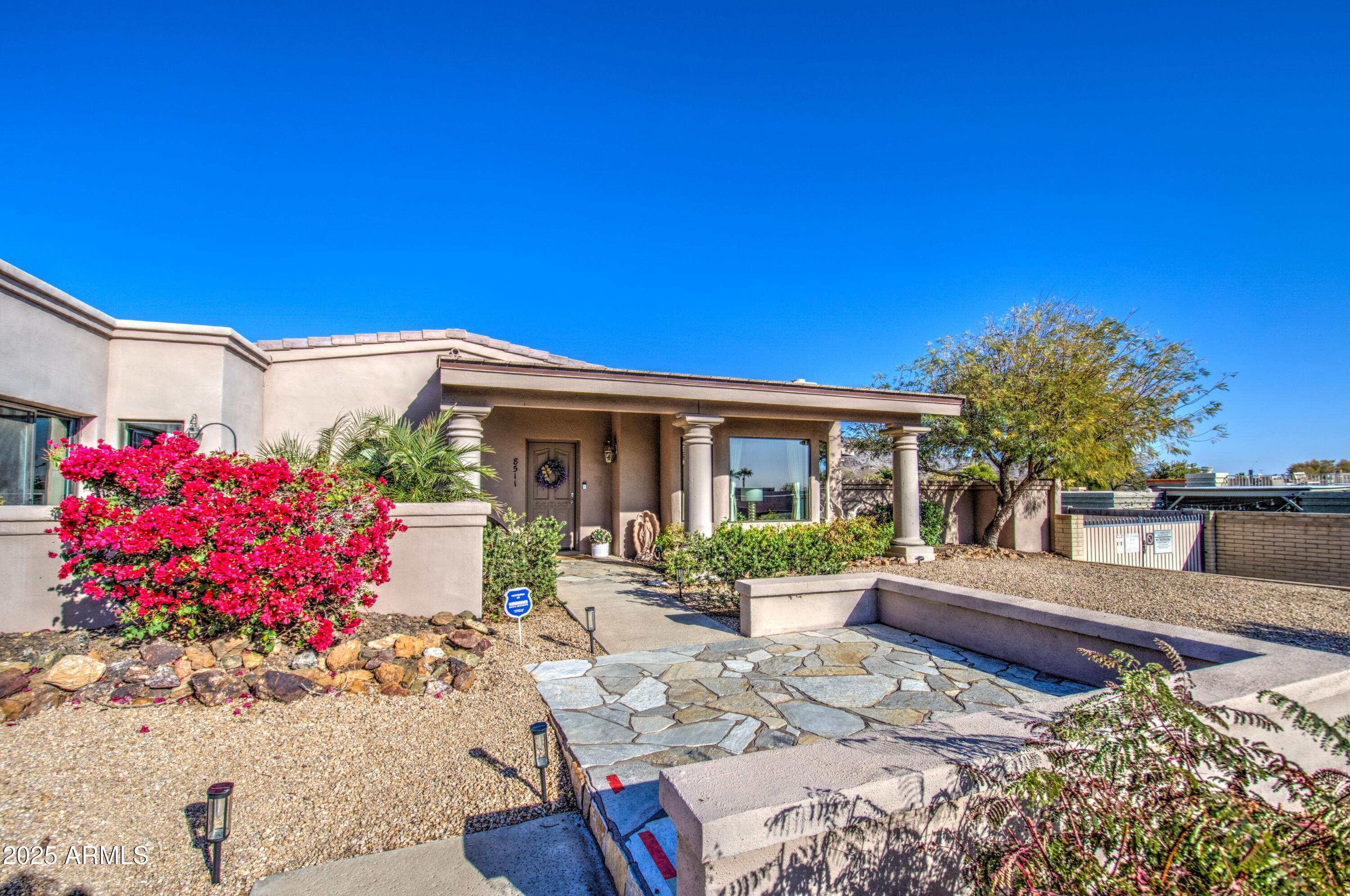 8511 N 16TH Place