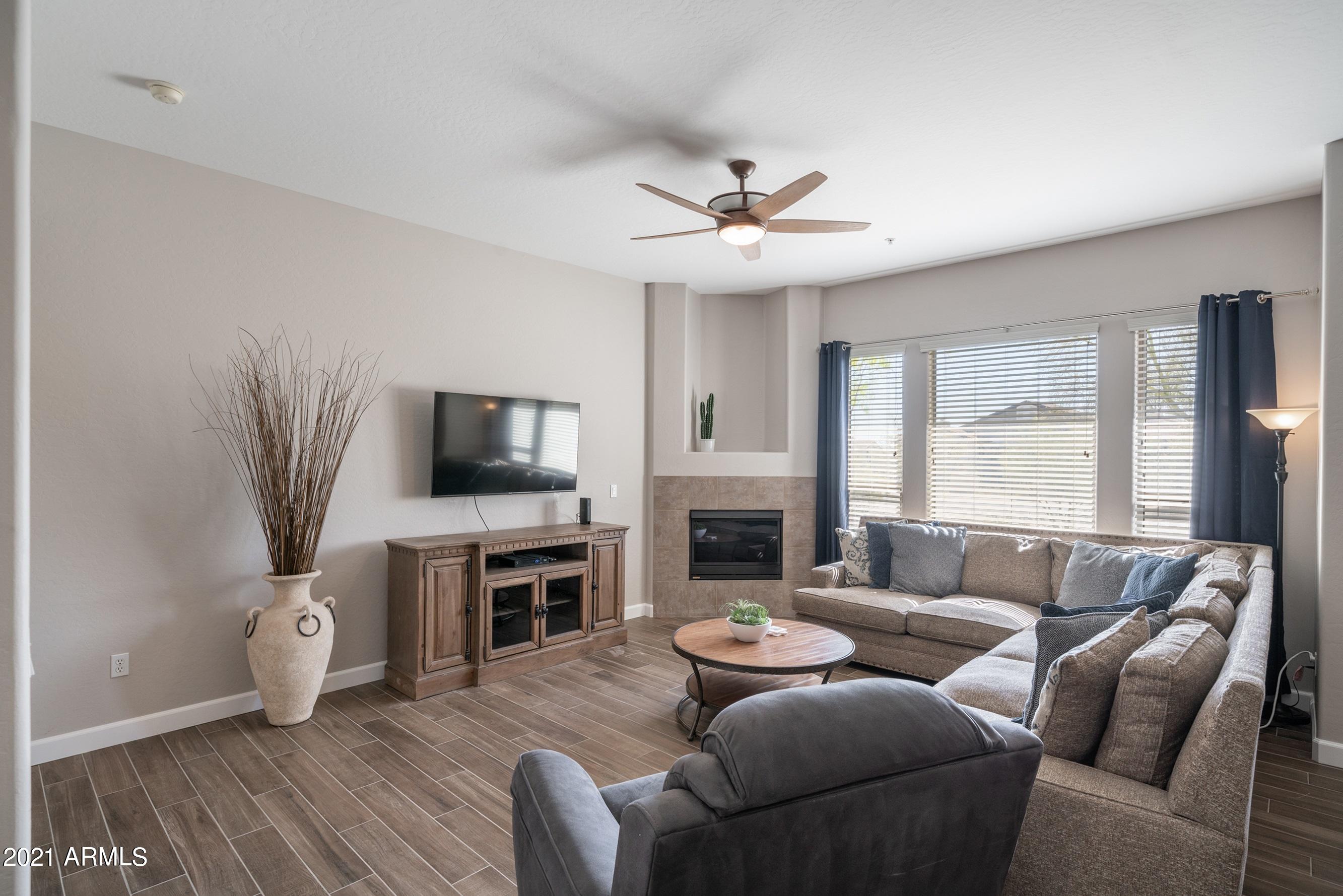 16420 N THOMPSON PEAK Parkway 1073