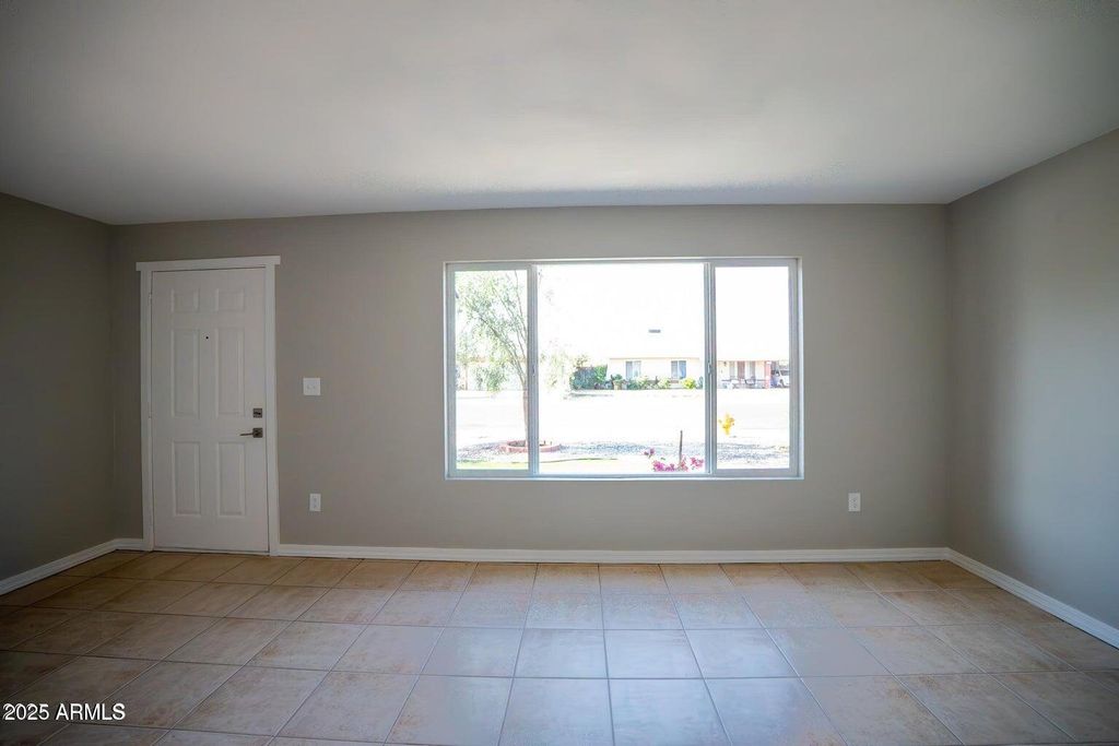 Photo of 7136 W Cheryl Drive, Peoria, AZ 85345 (MLS # 6925007)