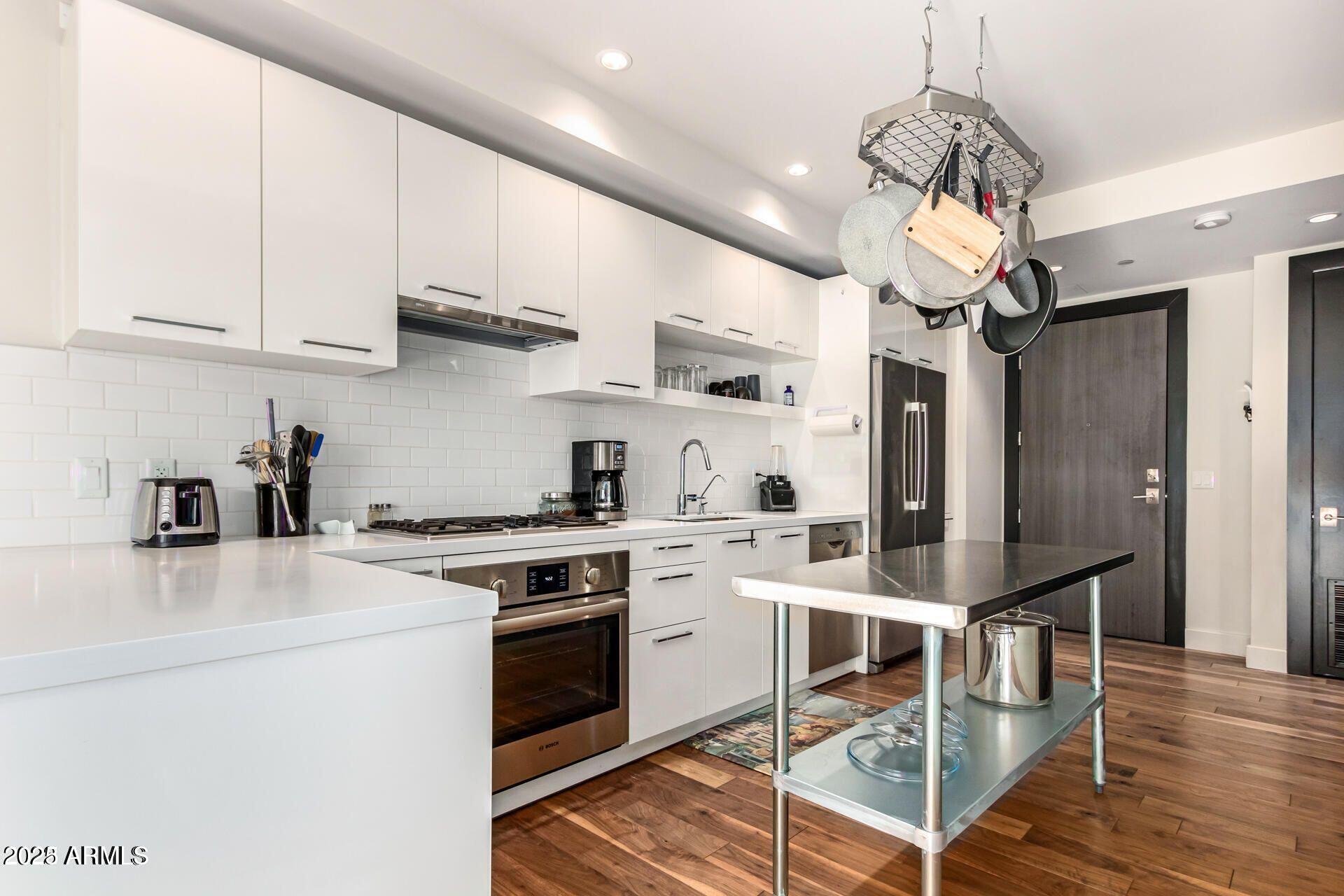 4422 N 75TH Street 4002