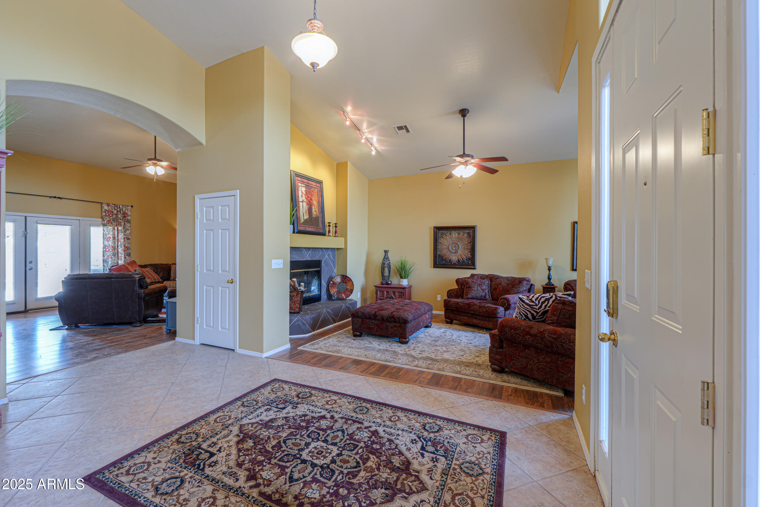 8715 S VALLEY VISTA Court
