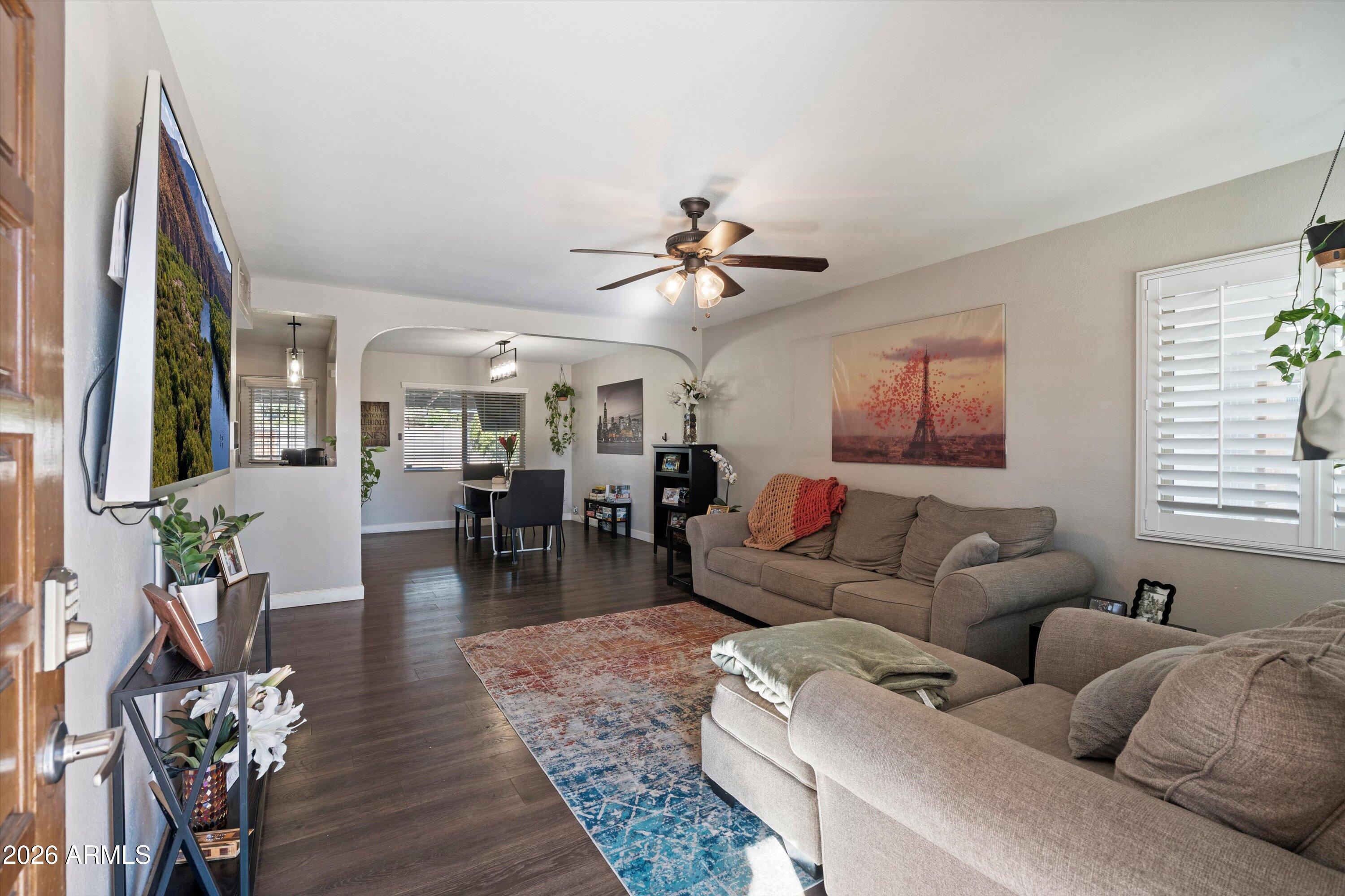 1210 W MISSOURI Avenue