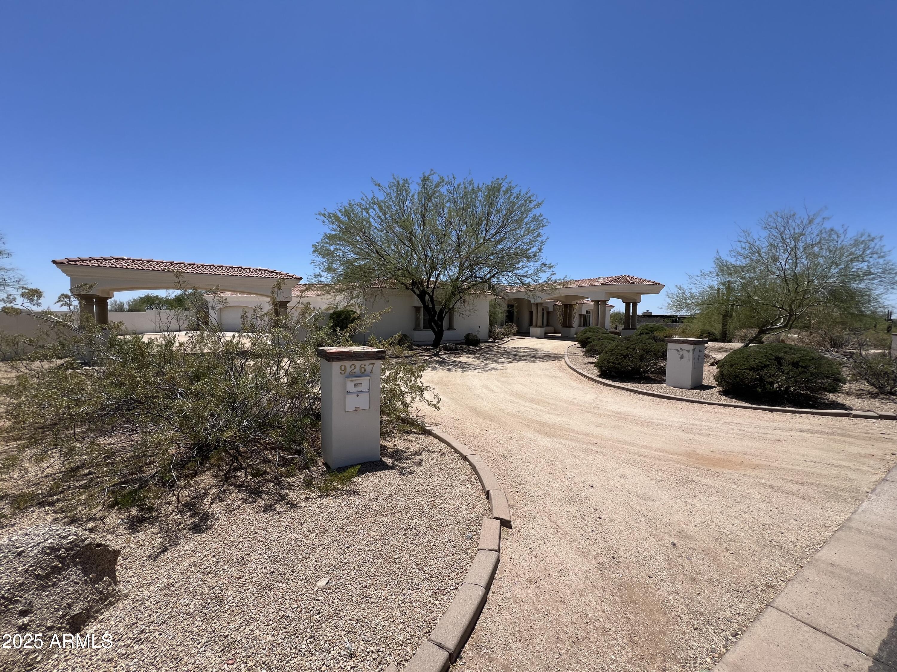 9267 E RIMROCK Drive