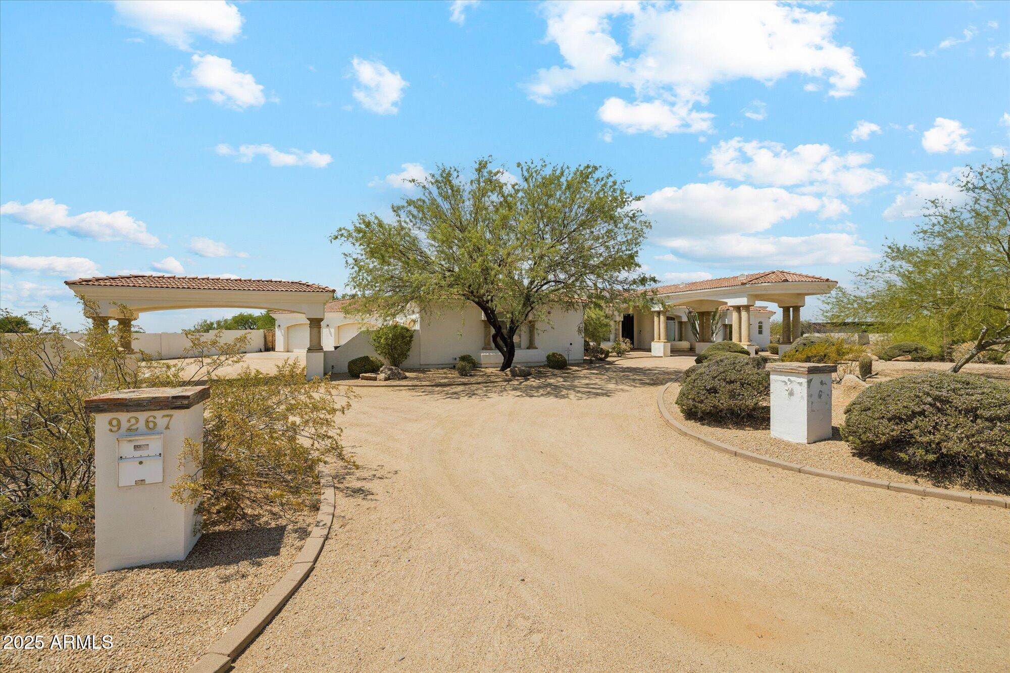9267 E RIMROCK Drive