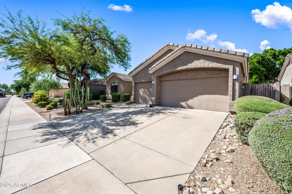 Photo of 7332 E Whistling Wind Way, Scottsdale, AZ 85255 (MLS # 6915977)