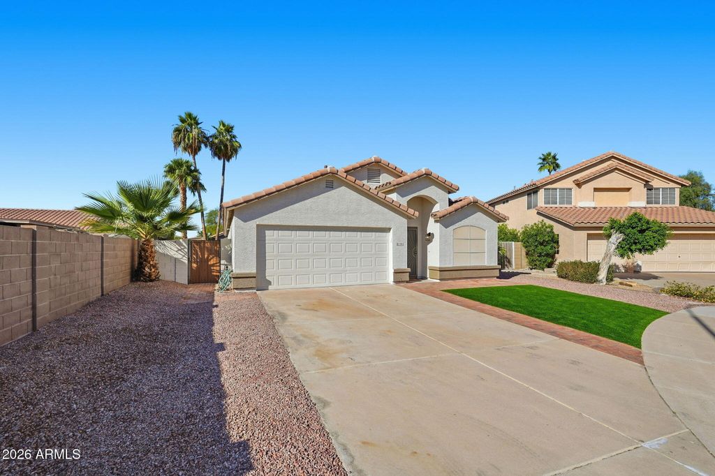 Photo of 934 S Navajo Court, Chandler, AZ 85224 (MLS # 6969122)