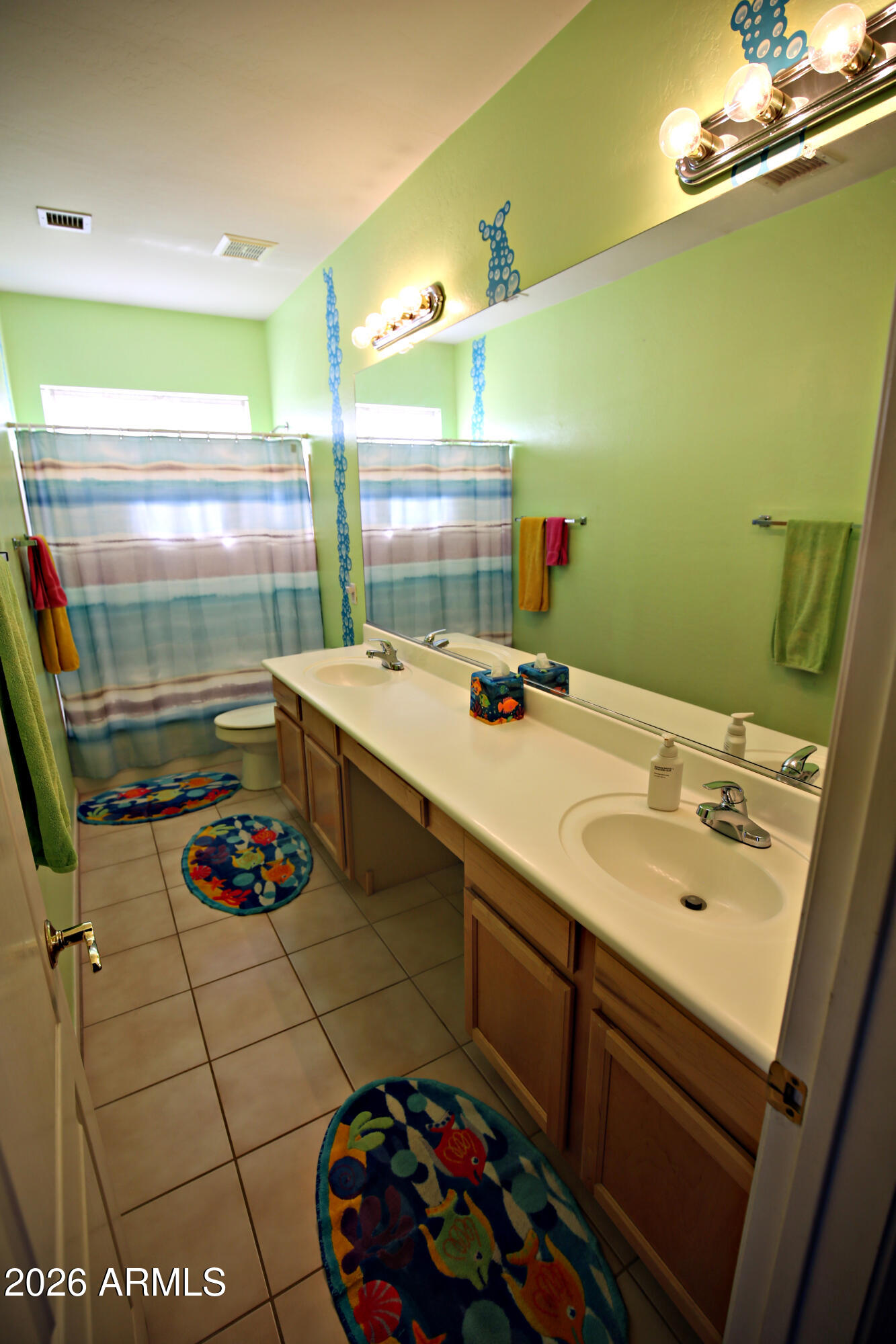 1285 N EVERGREEN Street