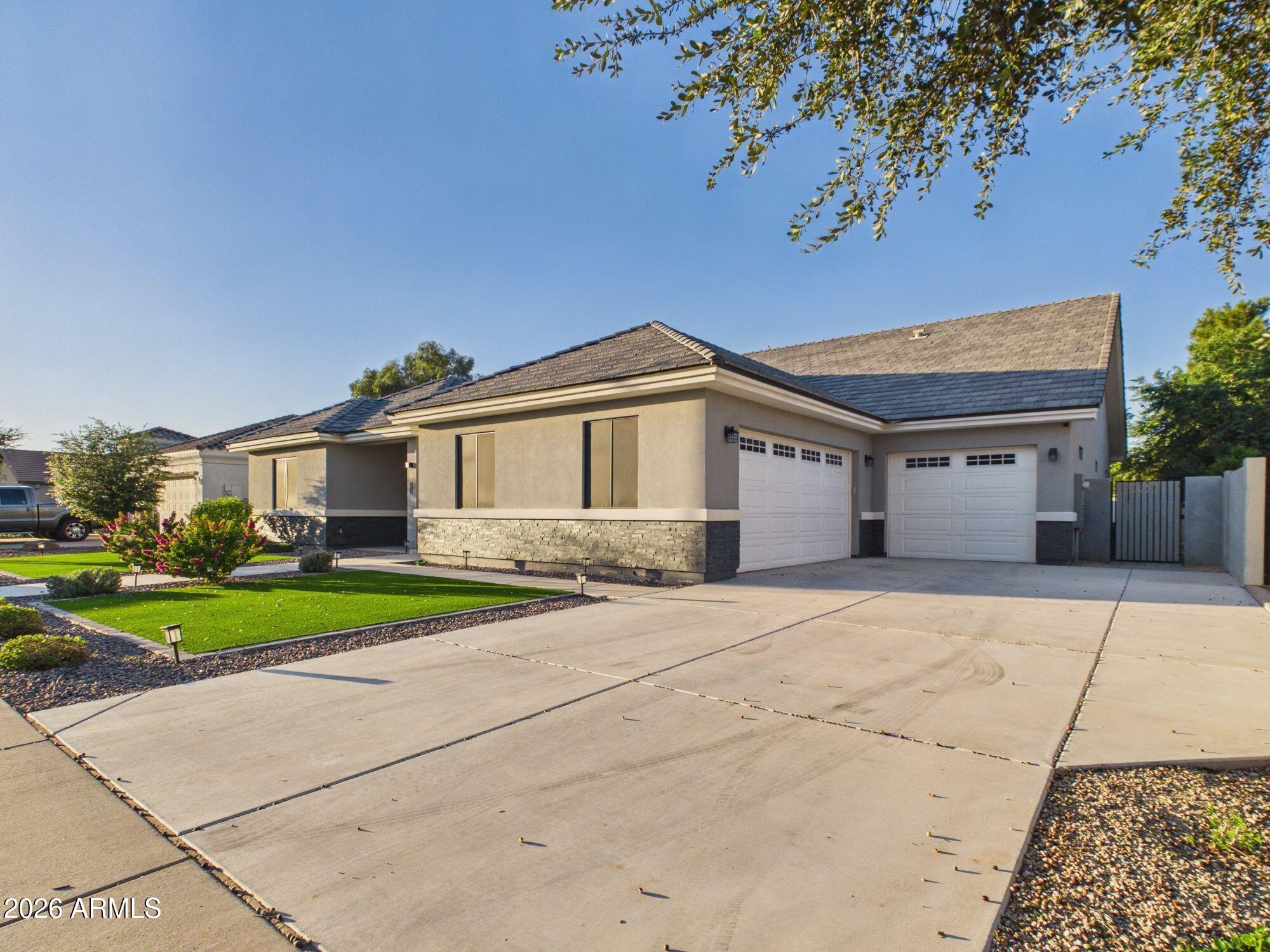 20452 E APPALOOSA Drive