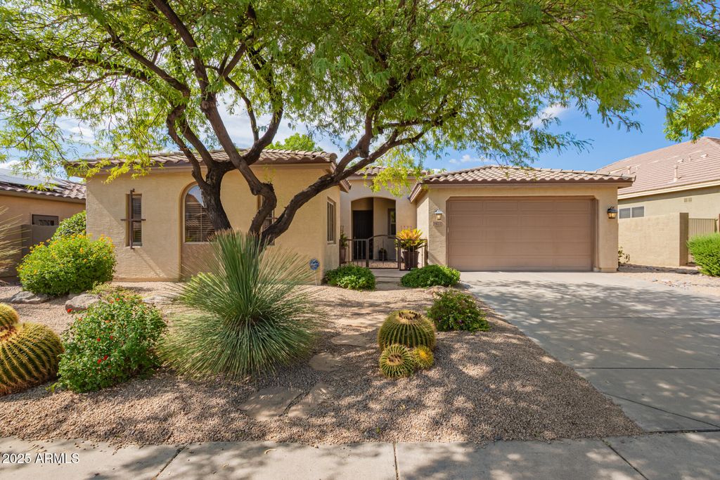 Photo of 3422 W King Drive, Anthem, AZ 85086 (MLS # 6894945)