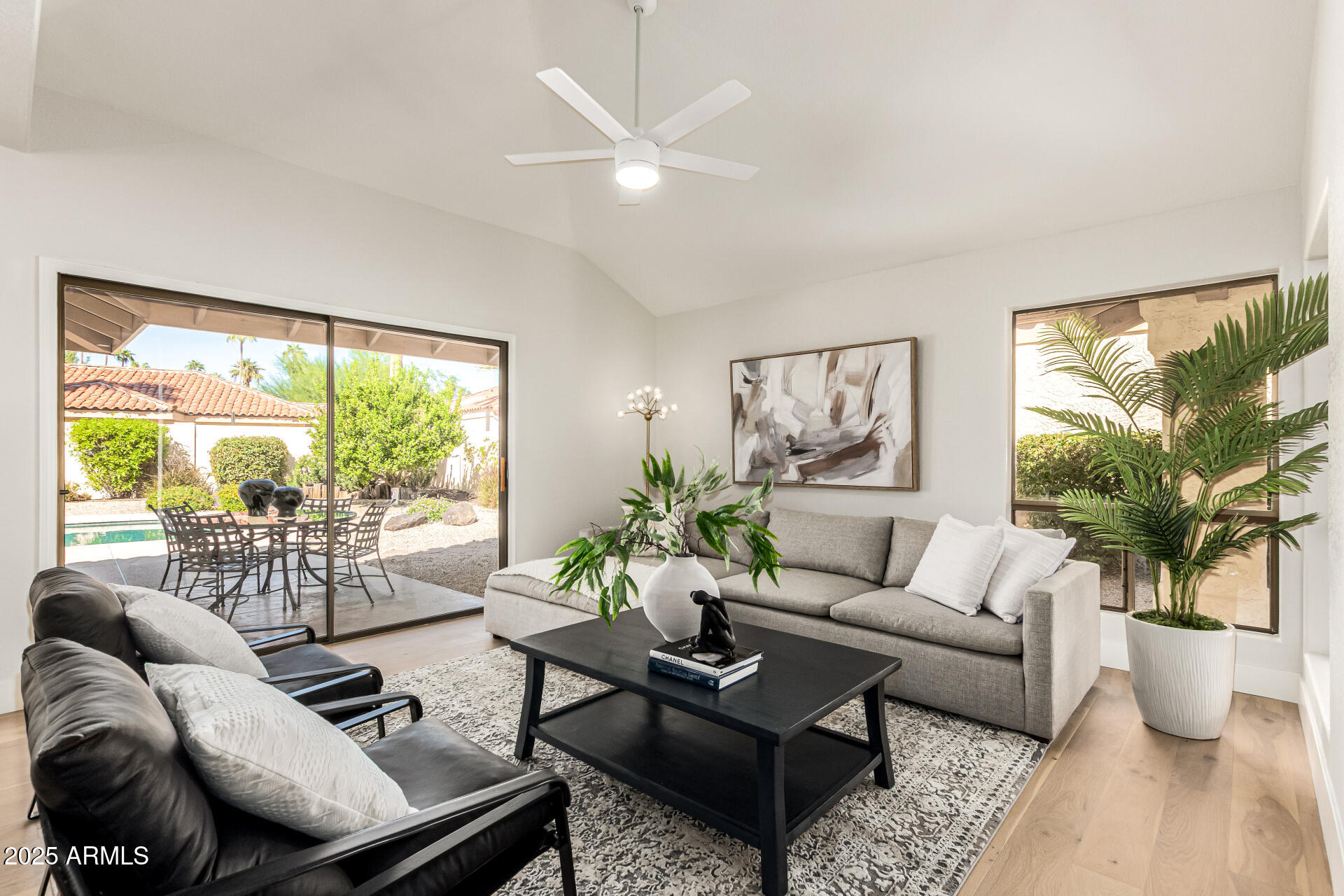 10008 E SADDLEHORN Trail