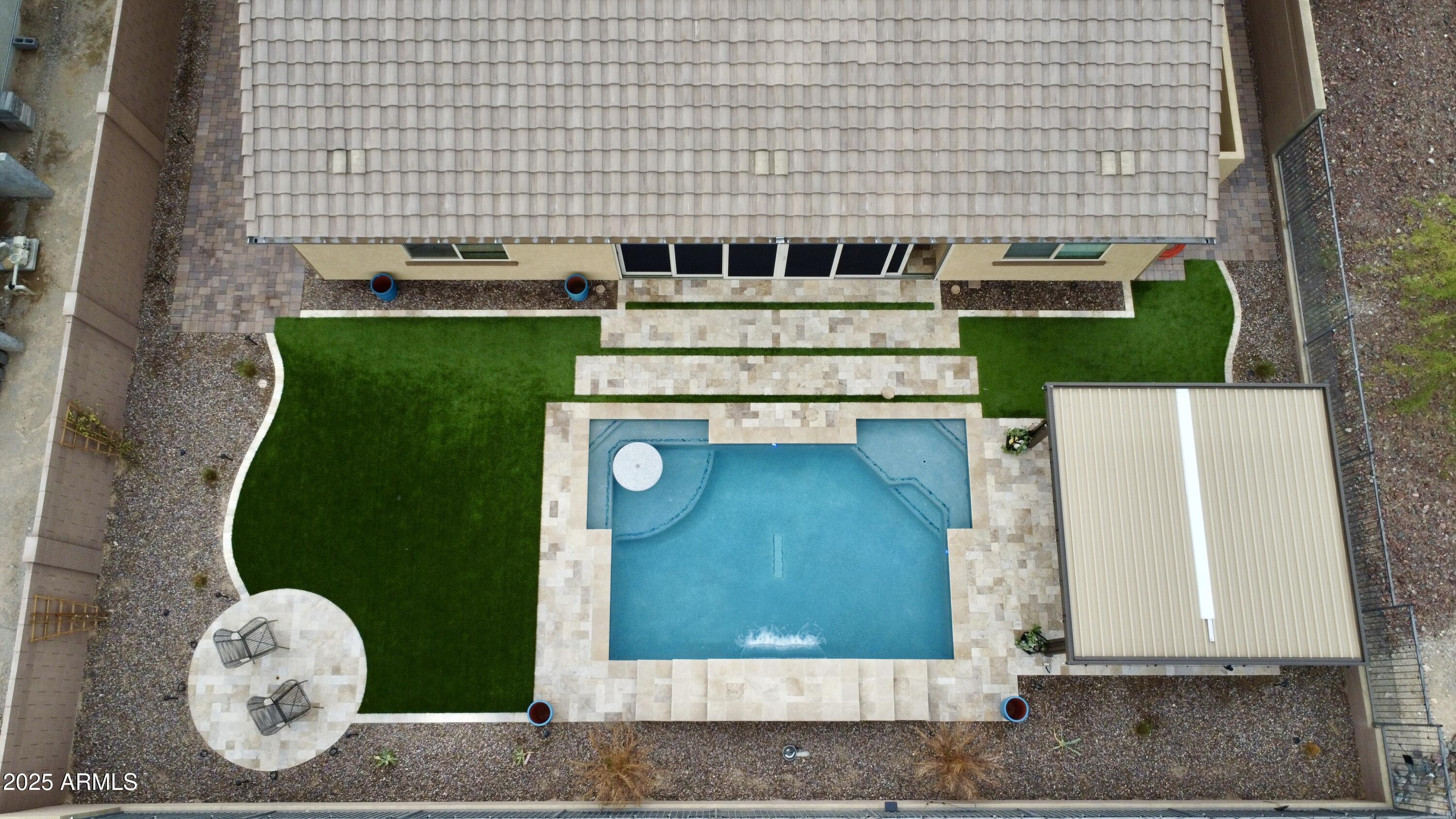 21198 W EDGEMONT Avenue