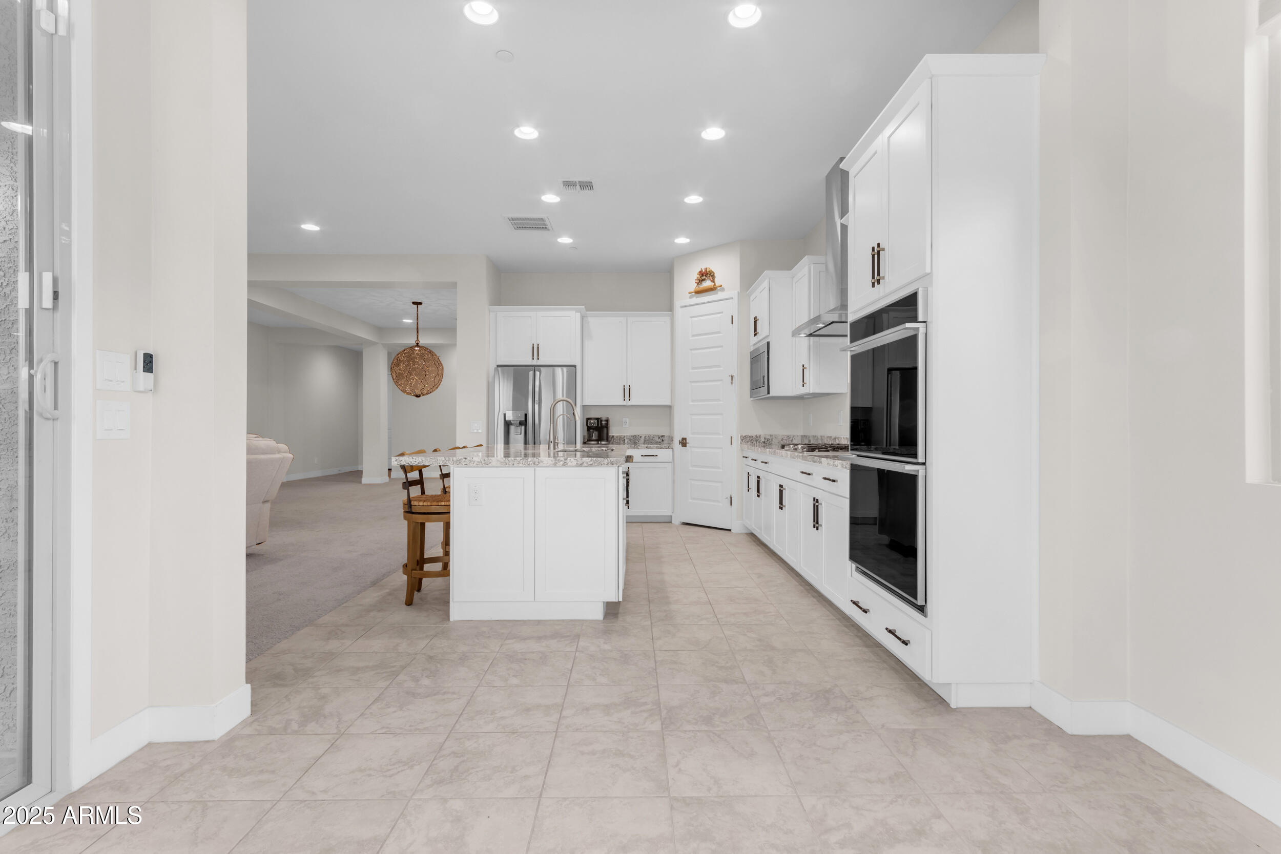 21198 W EDGEMONT Avenue