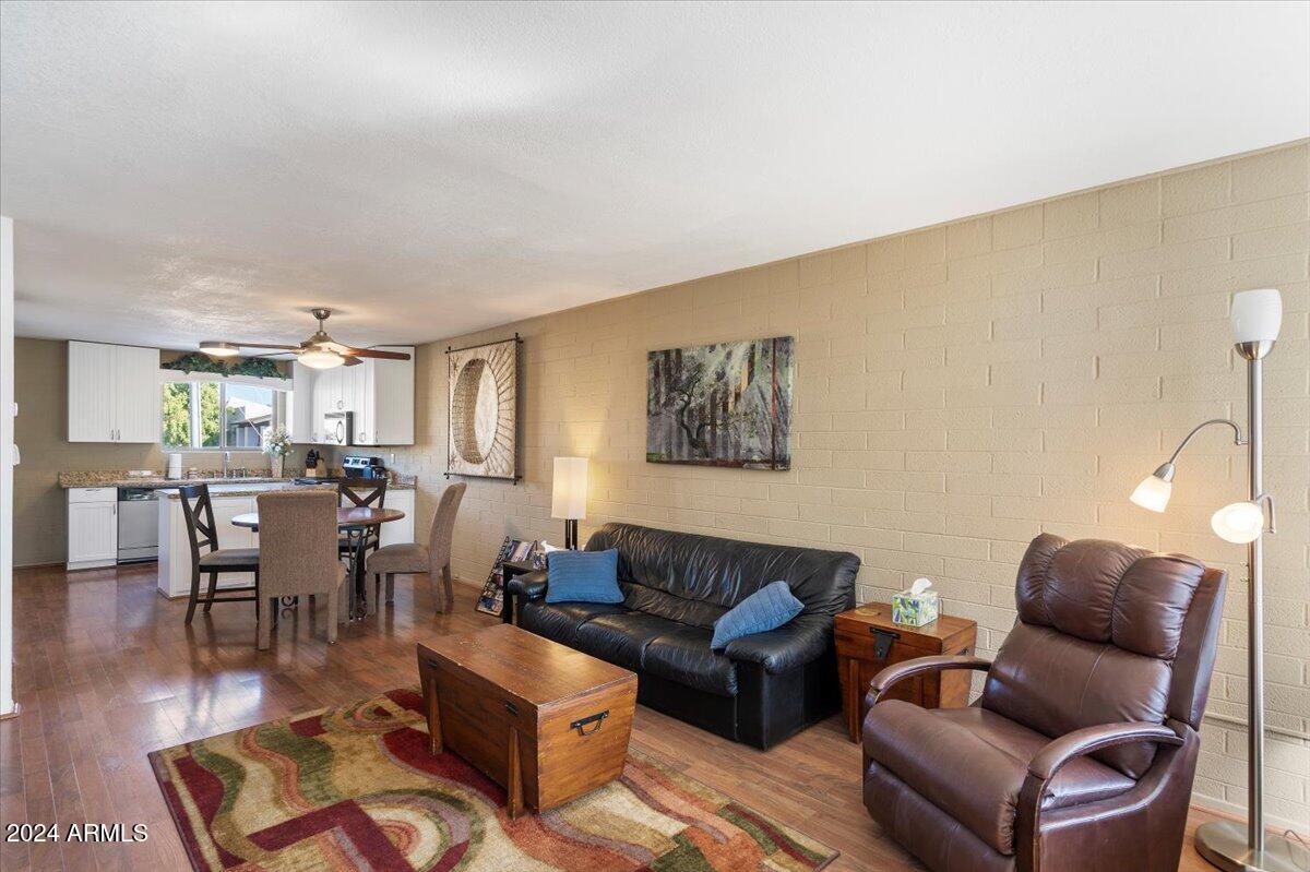 6936 E 4TH Street 13