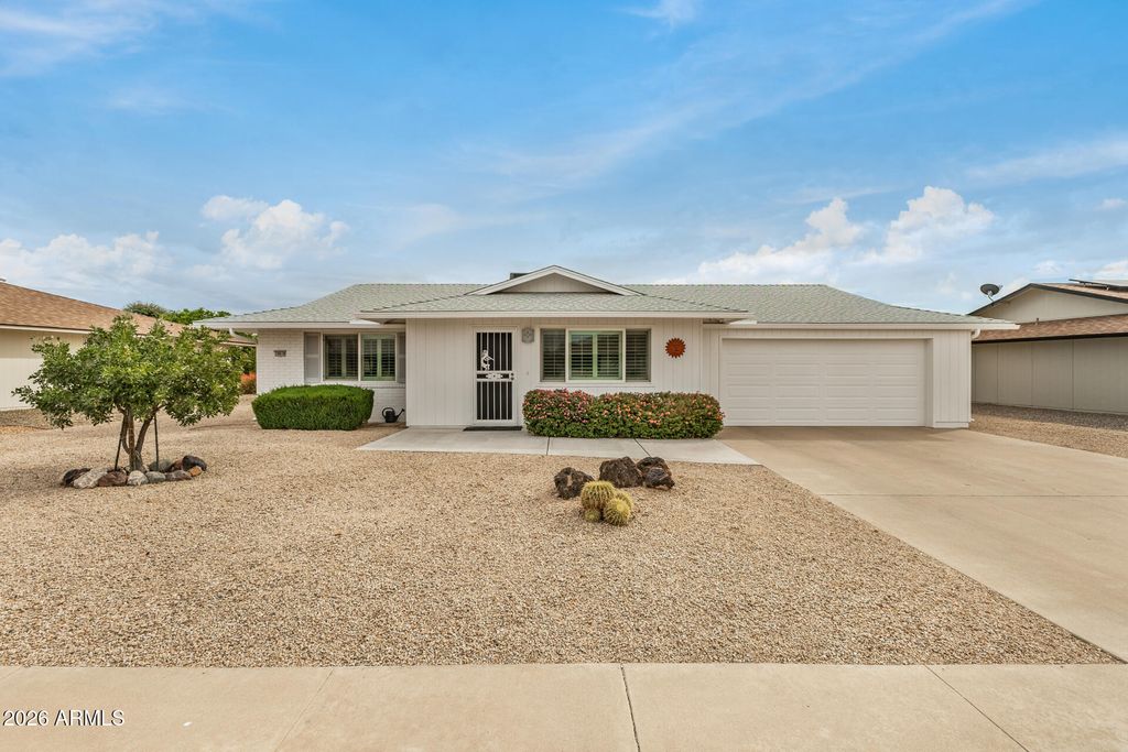 Photo of 19619 N Signal Butte Circle, Sun City, AZ 85373 (MLS # 6974202)