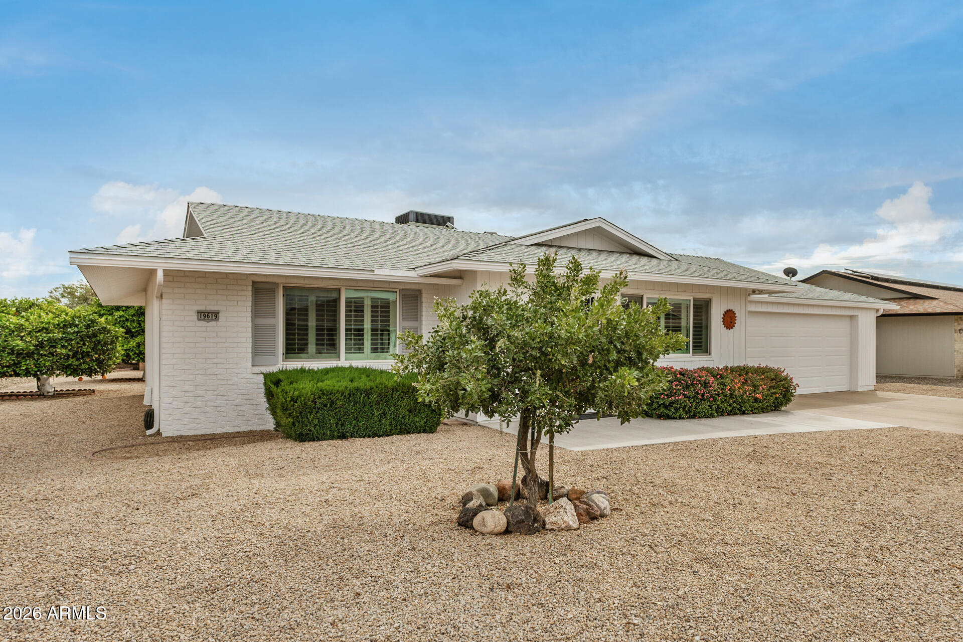 19619 N SIGNAL BUTTE Circle