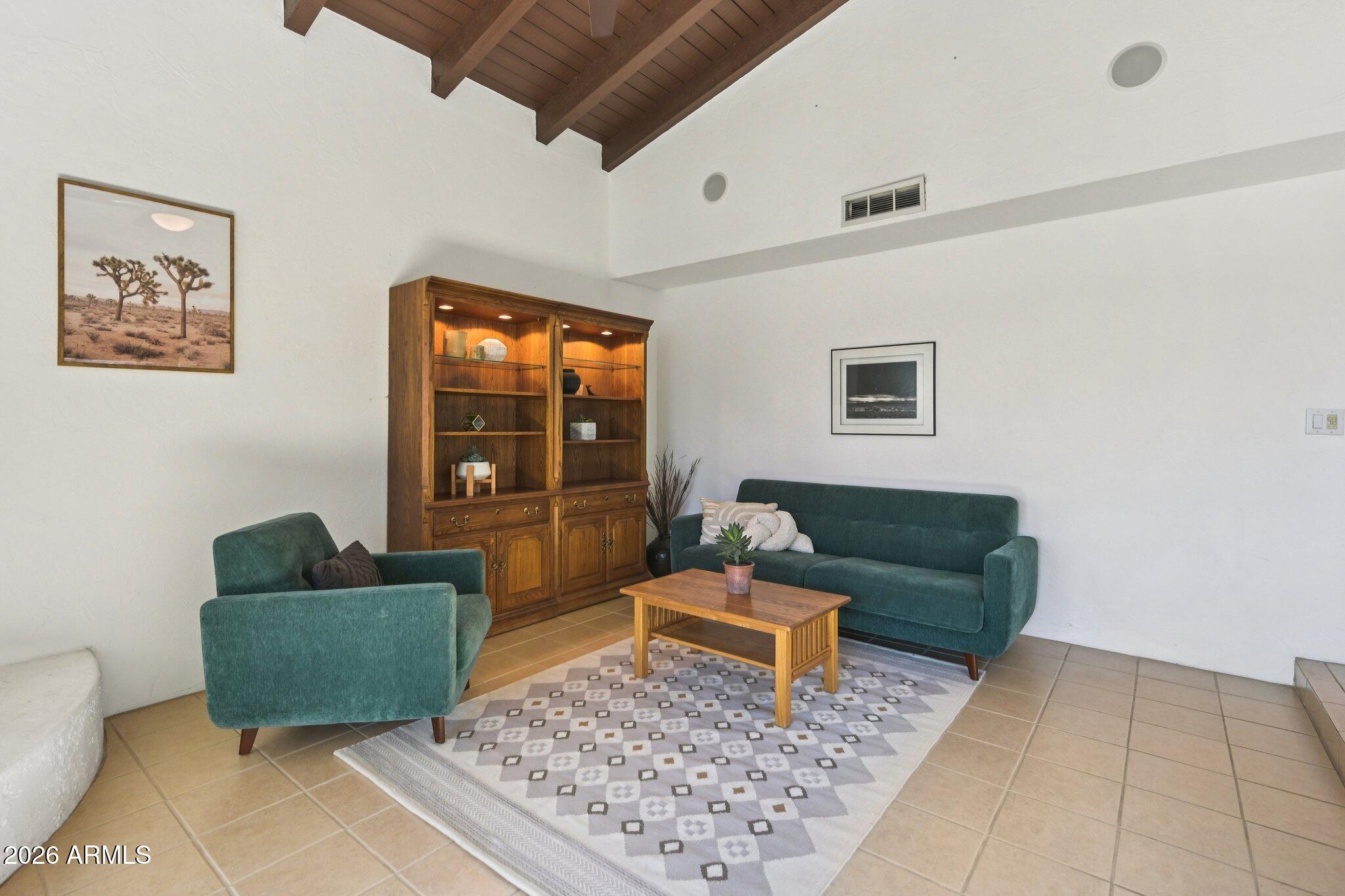 2618 S SHANNON Drive