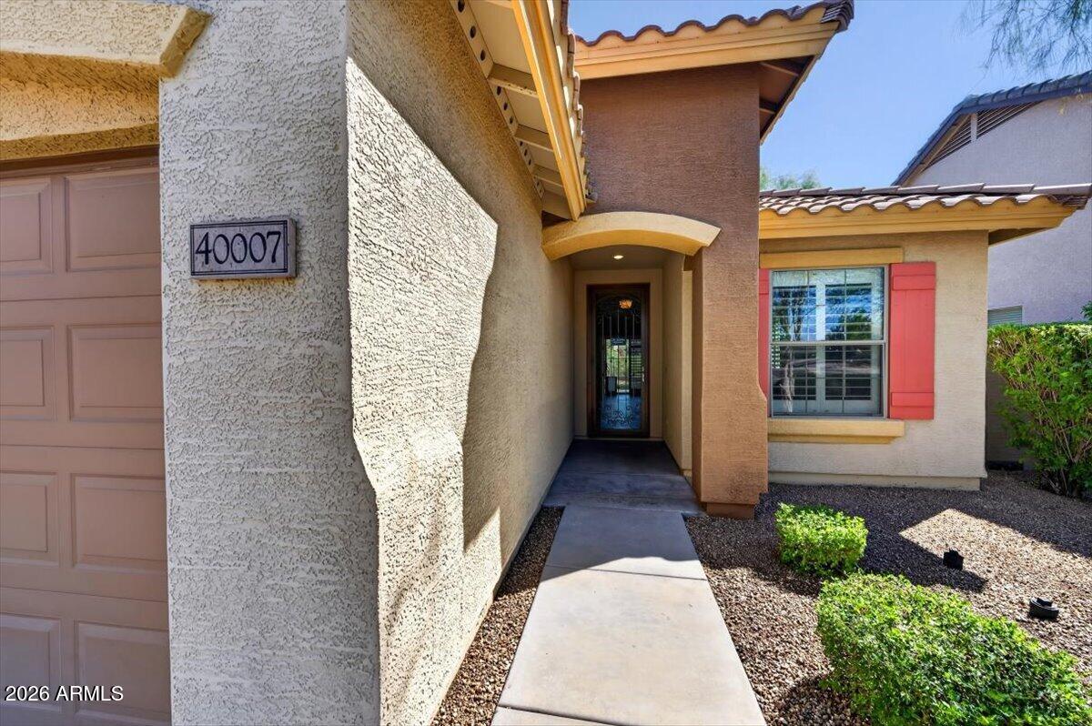 40007 N HIGH NOON Way