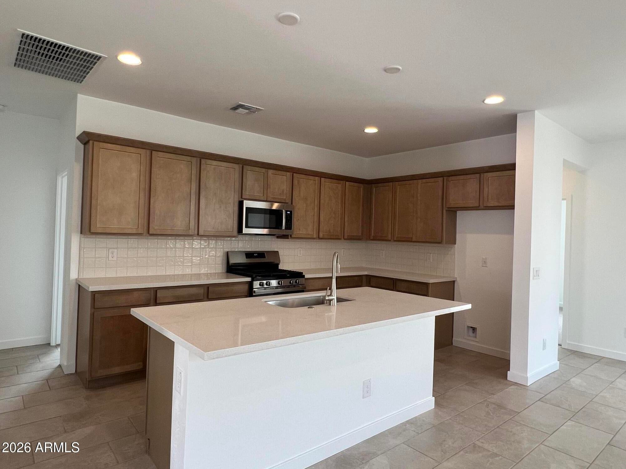 46885 W Crescent Moon Drive