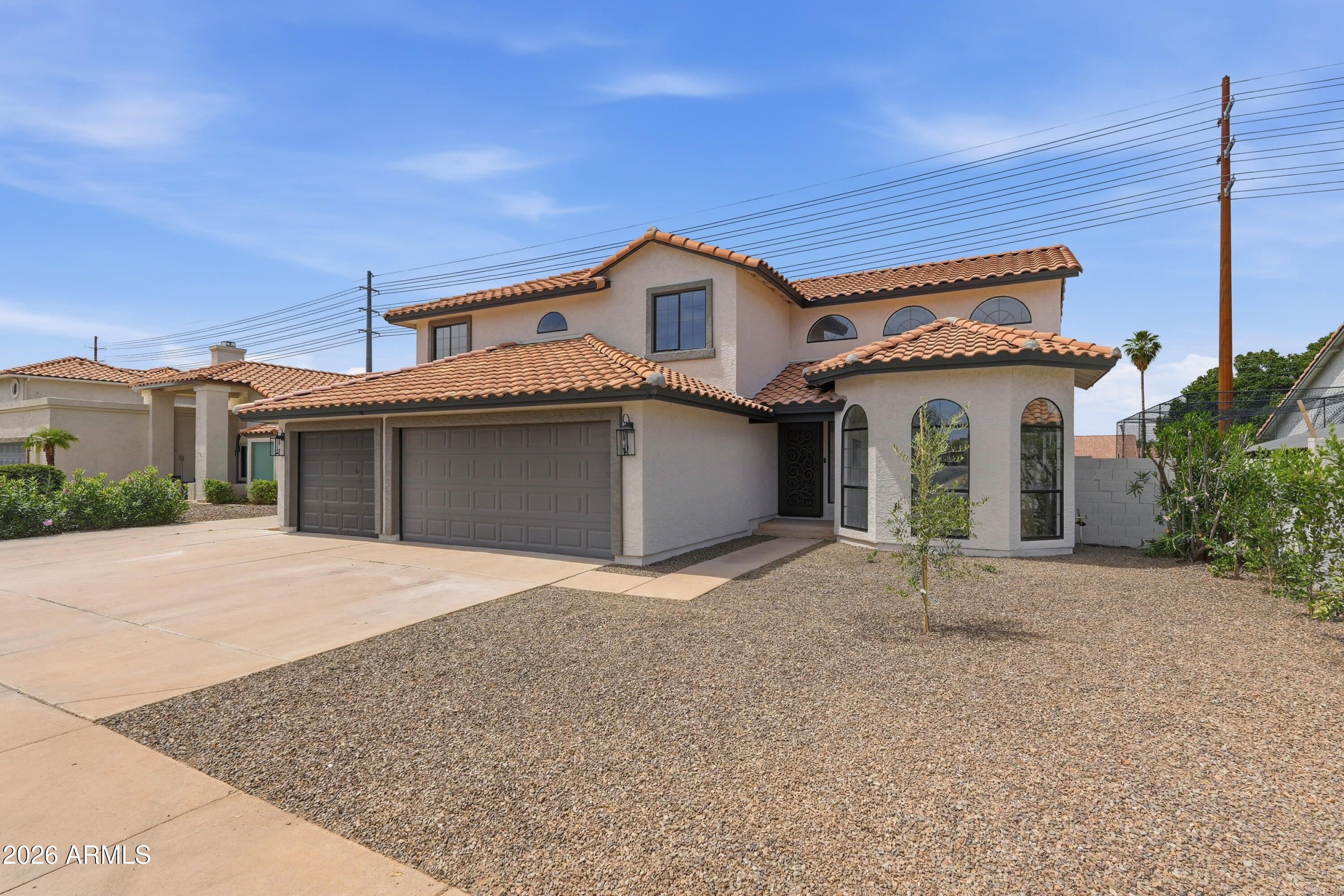 858 N SAINT ELENA Street