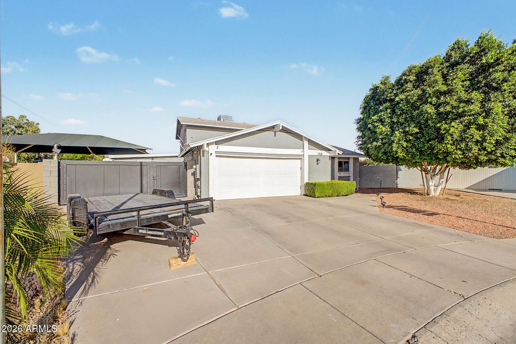 Photo of 1708 W Cortez Circle, Chandler, AZ 85224 (MLS # 7021710)