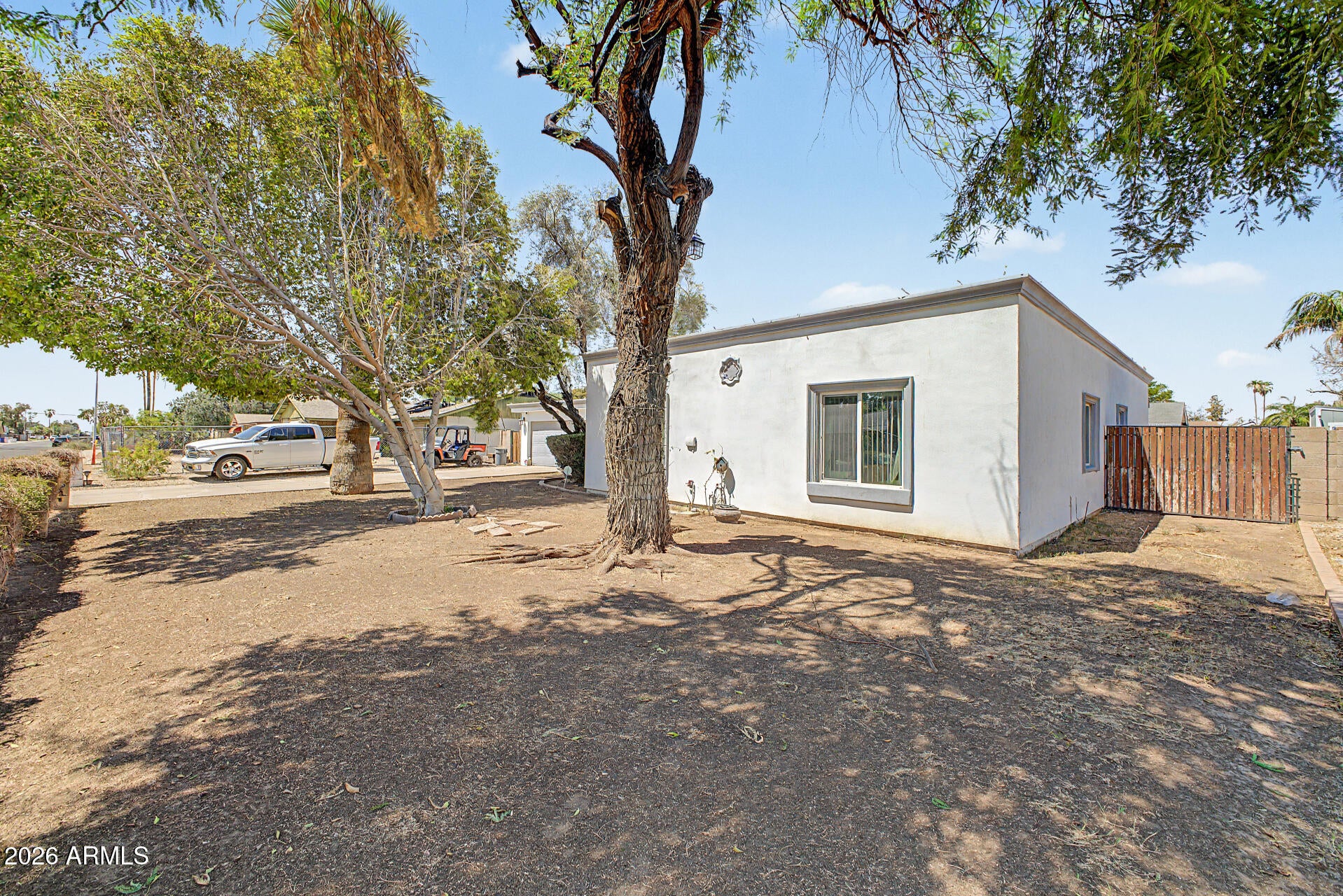 5816 W ROYAL PALM Road