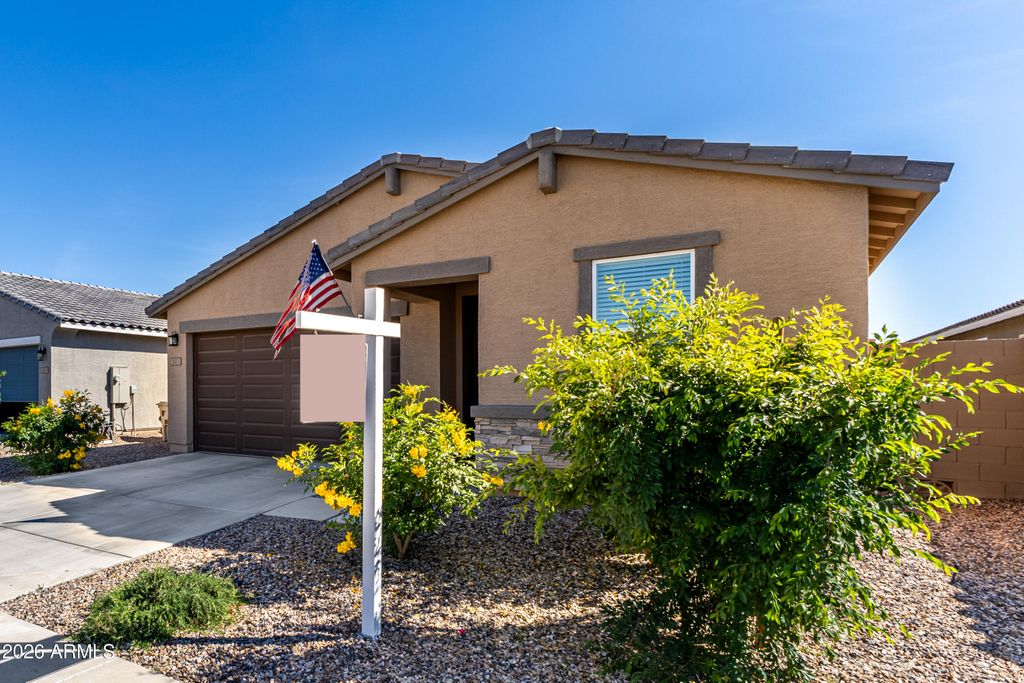 Photo of 3023 E Lucy Trail, San Tan Valley, AZ 85143 (MLS # 7001815)