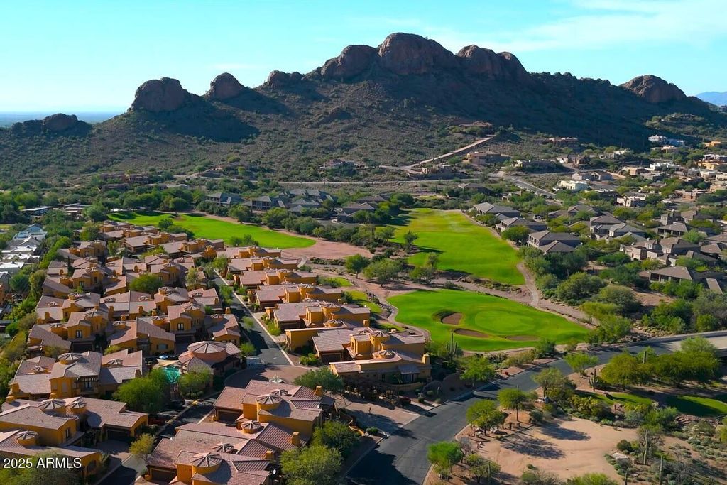 Photo of 5370 S Desert Dawn Drive #43, Gold Canyon, AZ 85118 (MLS # 6944216)