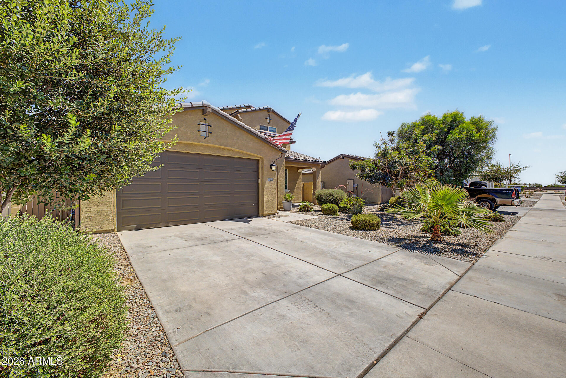 17228 W DAHLIA Drive