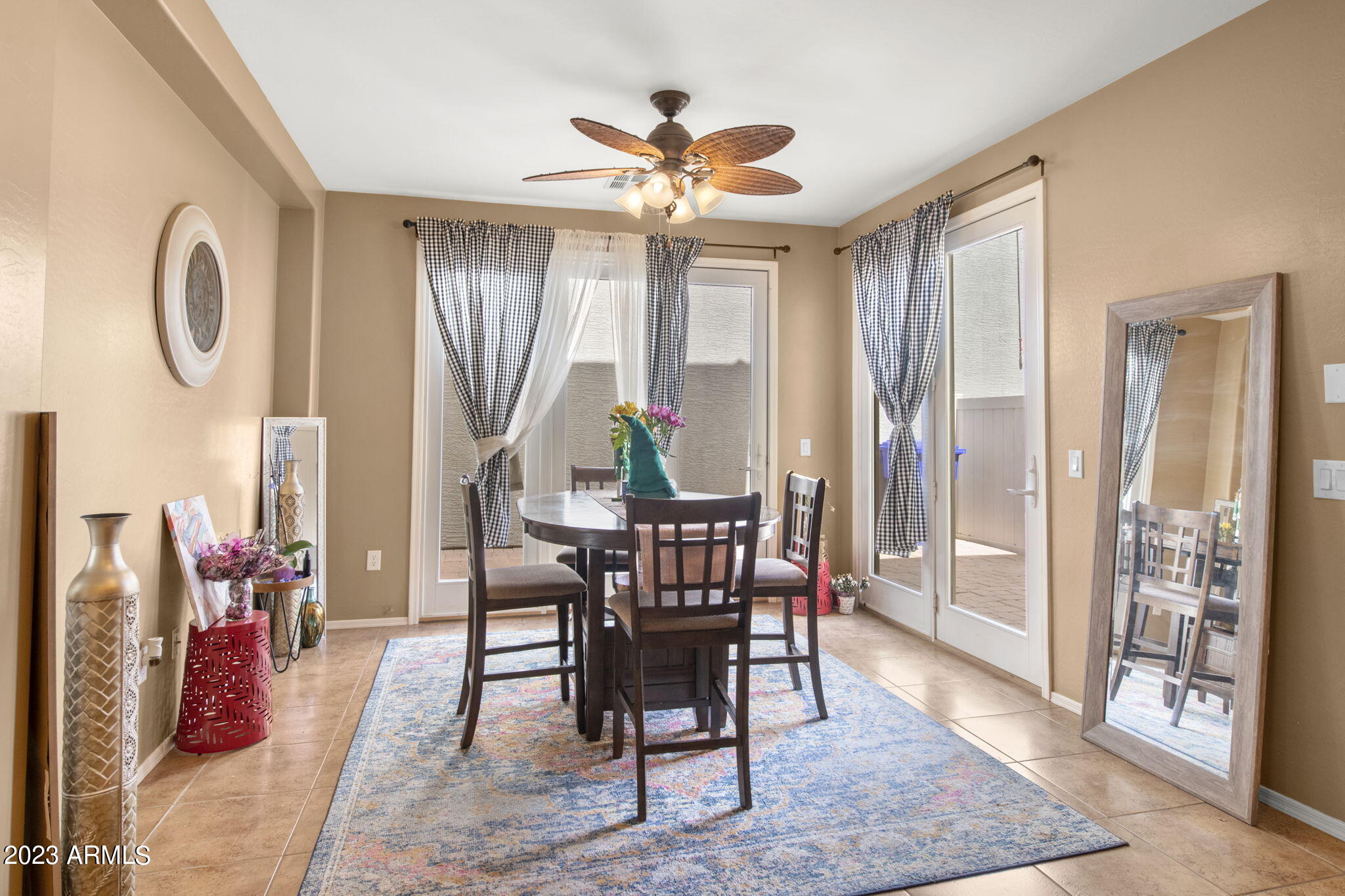 Photo 9 of 26 of 836 S HUISH Drive house