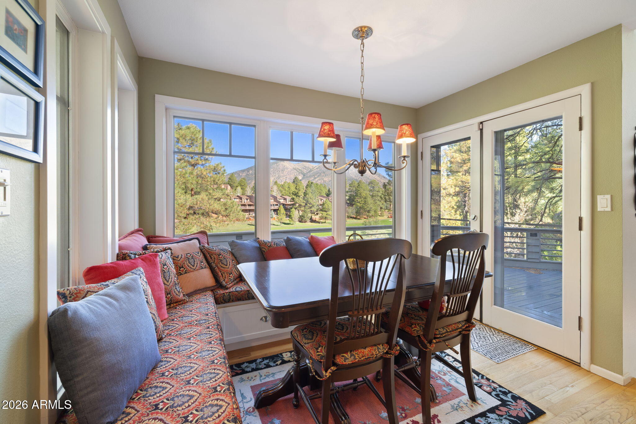 Flagstaff, Arizona, 86004, United States, 4 Bedrooms Bedrooms, ,4 BathroomsBathrooms,Residential,Active,2037117