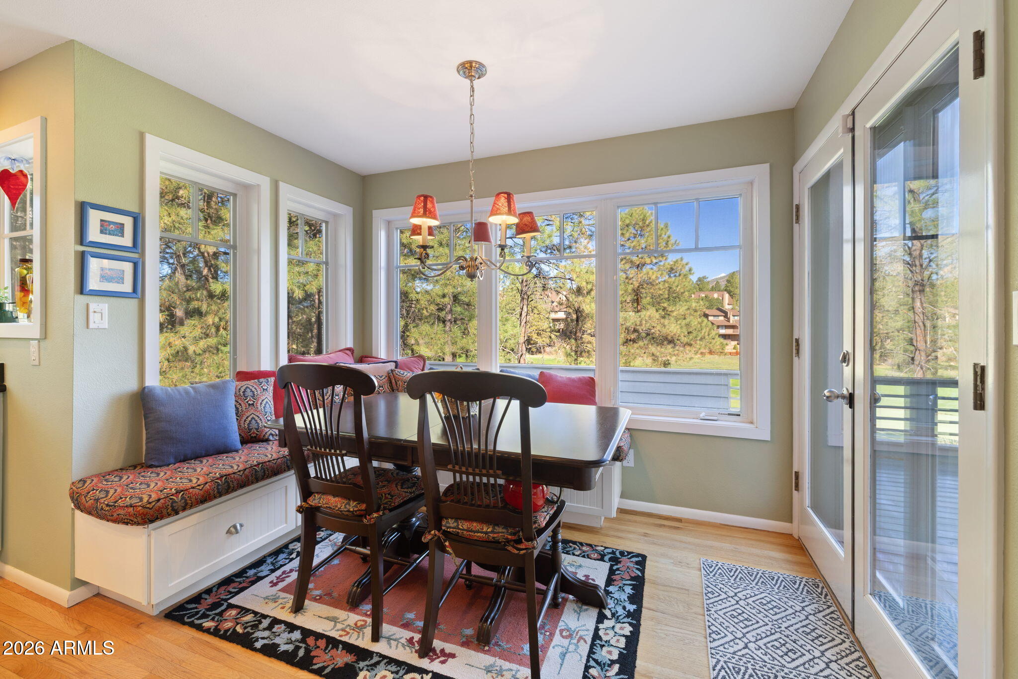 Flagstaff, Arizona, 86004, United States, 4 Bedrooms Bedrooms, ,4 BathroomsBathrooms,Residential,Active,2037117