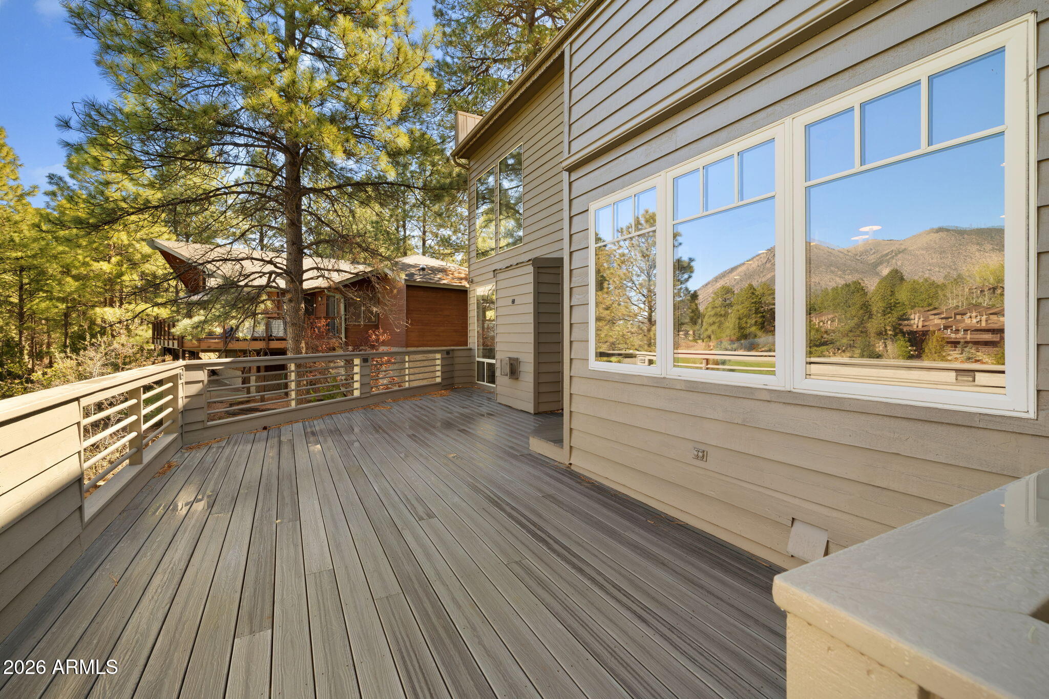 Flagstaff, Arizona, 86004, United States, 4 Bedrooms Bedrooms, ,4 BathroomsBathrooms,Residential,Active,2037117