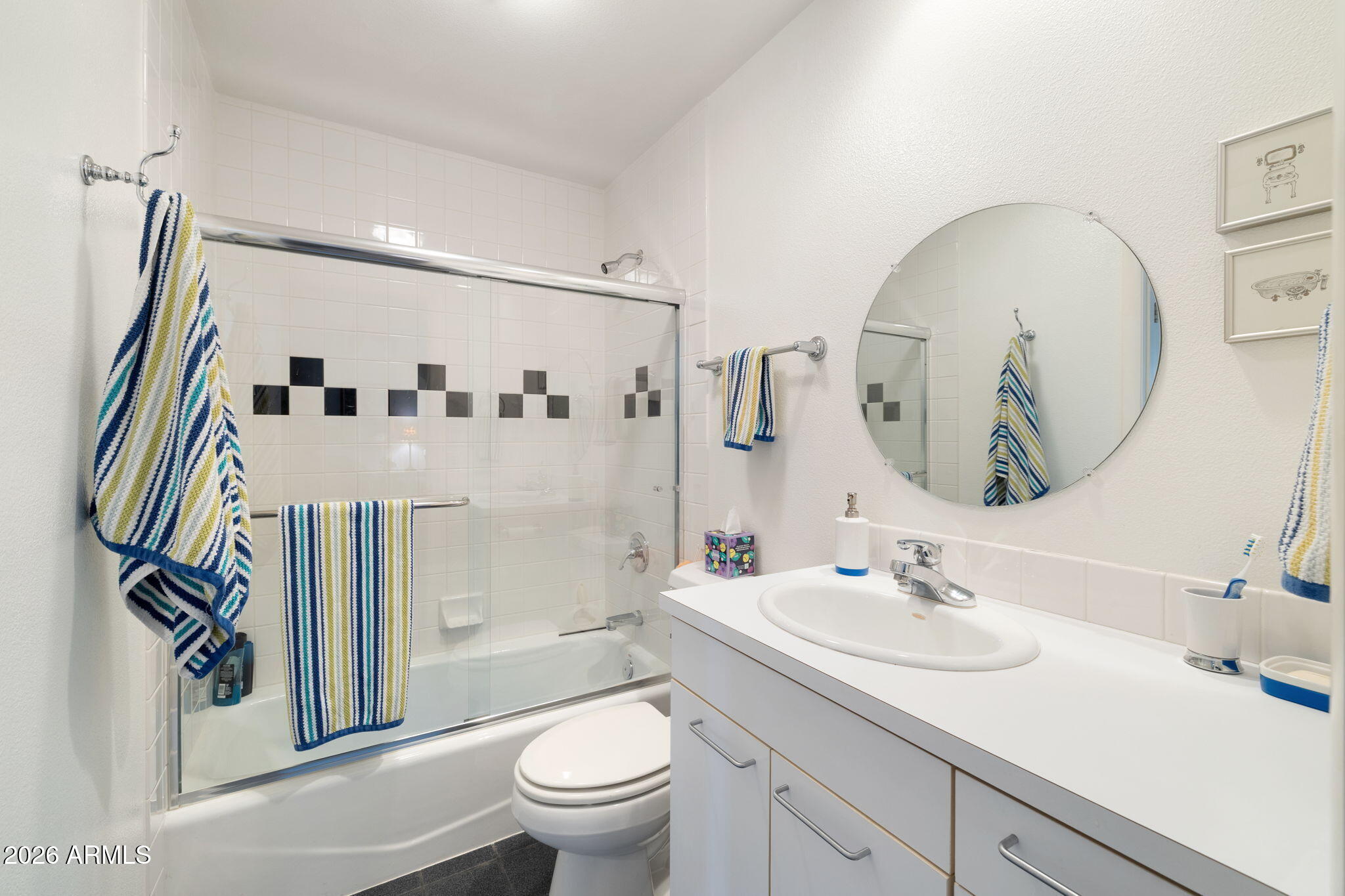 Flagstaff, Arizona, 86004, United States, 4 Bedrooms Bedrooms, ,4 BathroomsBathrooms,Residential,Active,2037117
