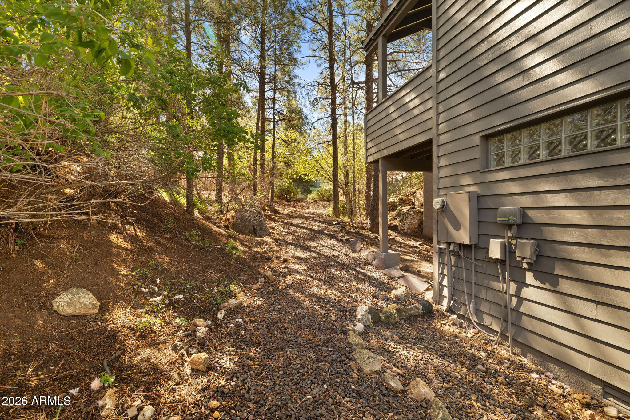 Flagstaff, Arizona, 86004, United States, 4 Bedrooms Bedrooms, ,4 BathroomsBathrooms,Residential,Active,2037117