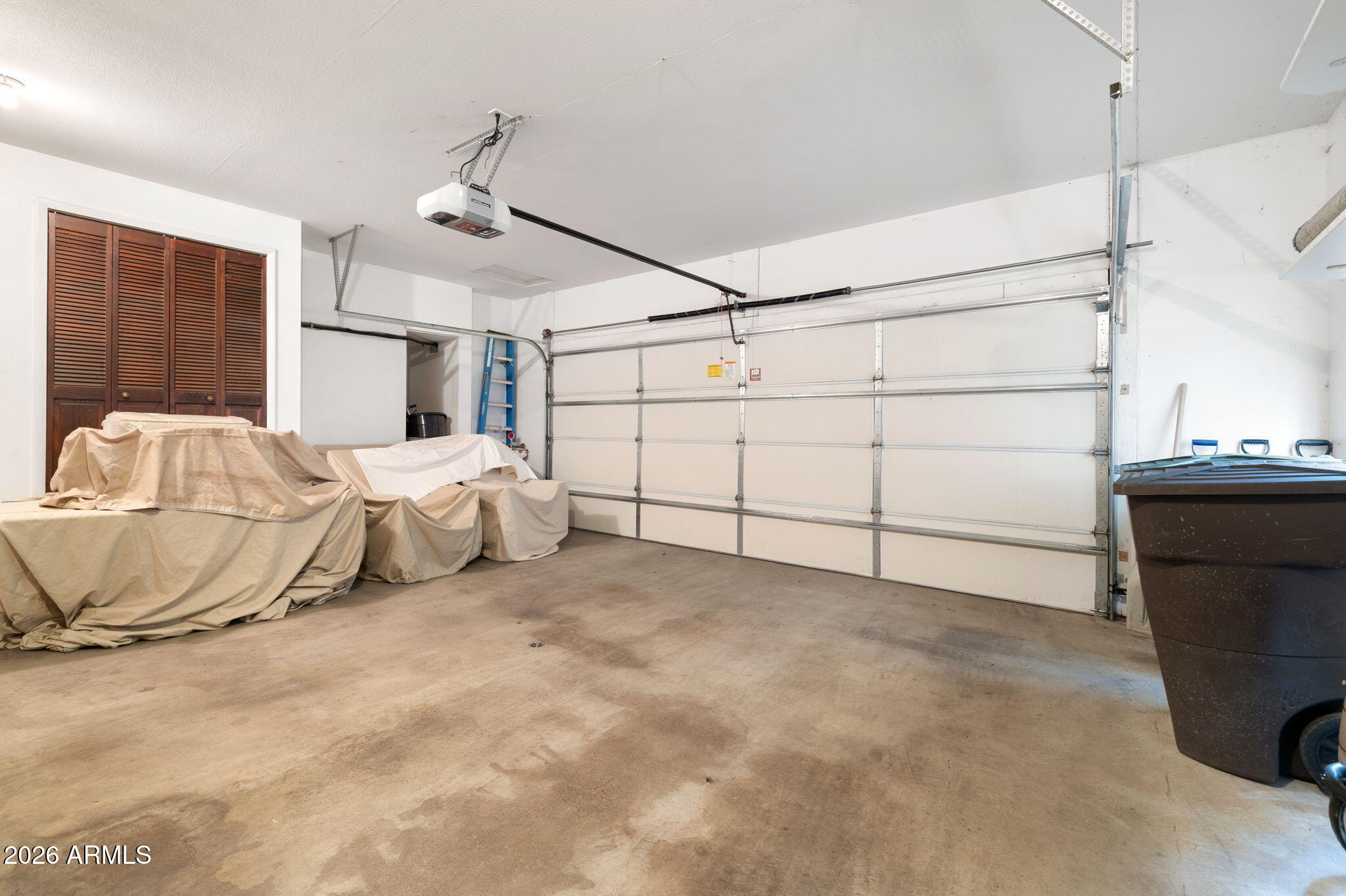 Flagstaff, Arizona, 86004, United States, 4 Bedrooms Bedrooms, ,4 BathroomsBathrooms,Residential,Active,2037117