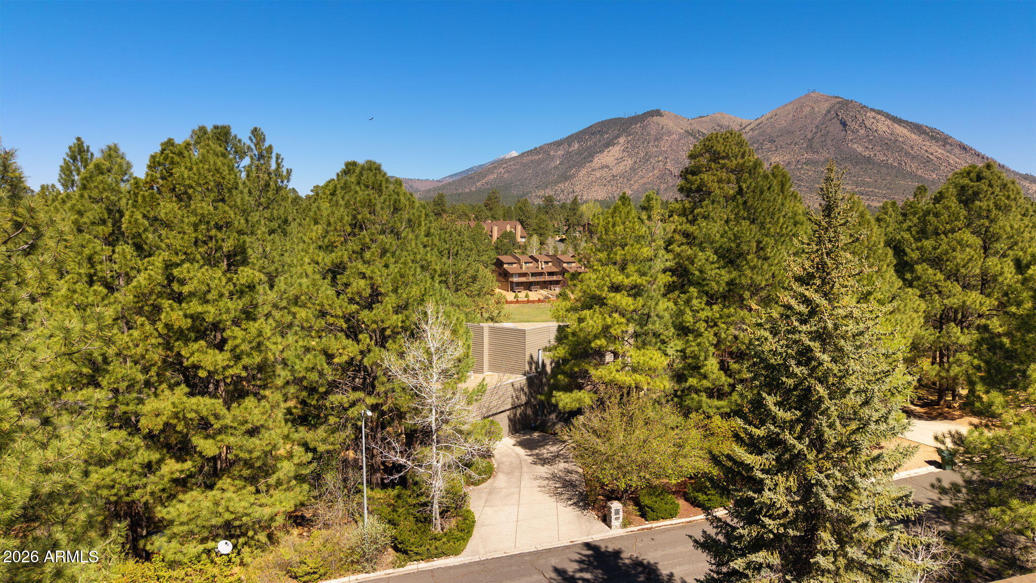 Flagstaff, Arizona, 86004, United States, 4 Bedrooms Bedrooms, ,4 BathroomsBathrooms,Residential,Active,2037117