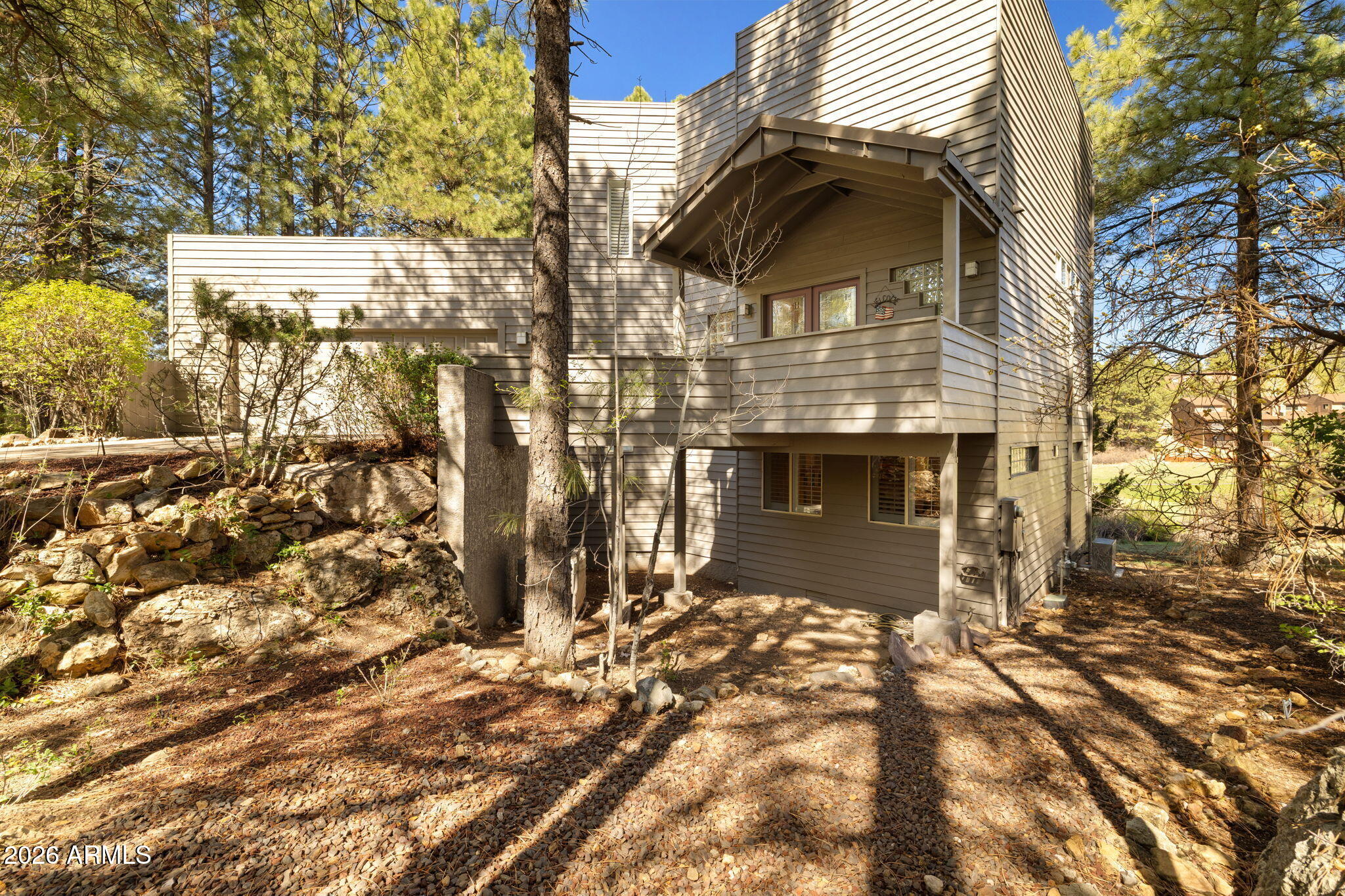 Flagstaff, Arizona, 86004, United States, 4 Bedrooms Bedrooms, ,4 BathroomsBathrooms,Residential,Active,2037117