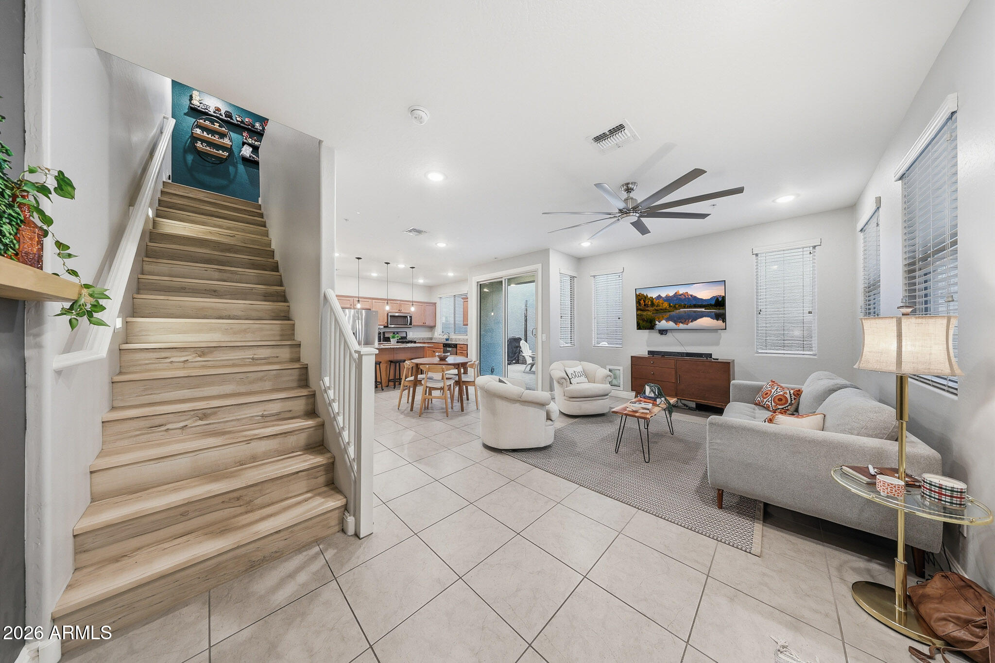 2492 N Stone Hill Road