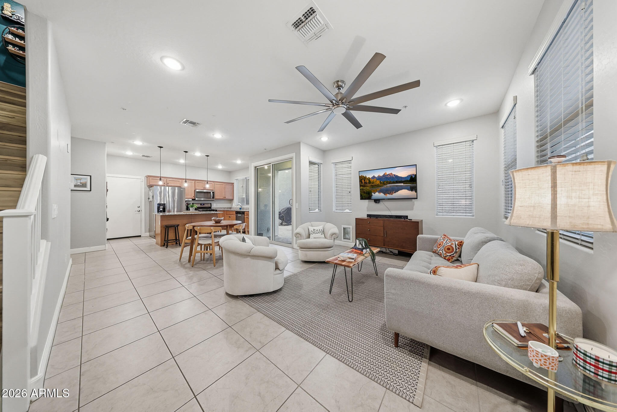 2492 N Stone Hill Road