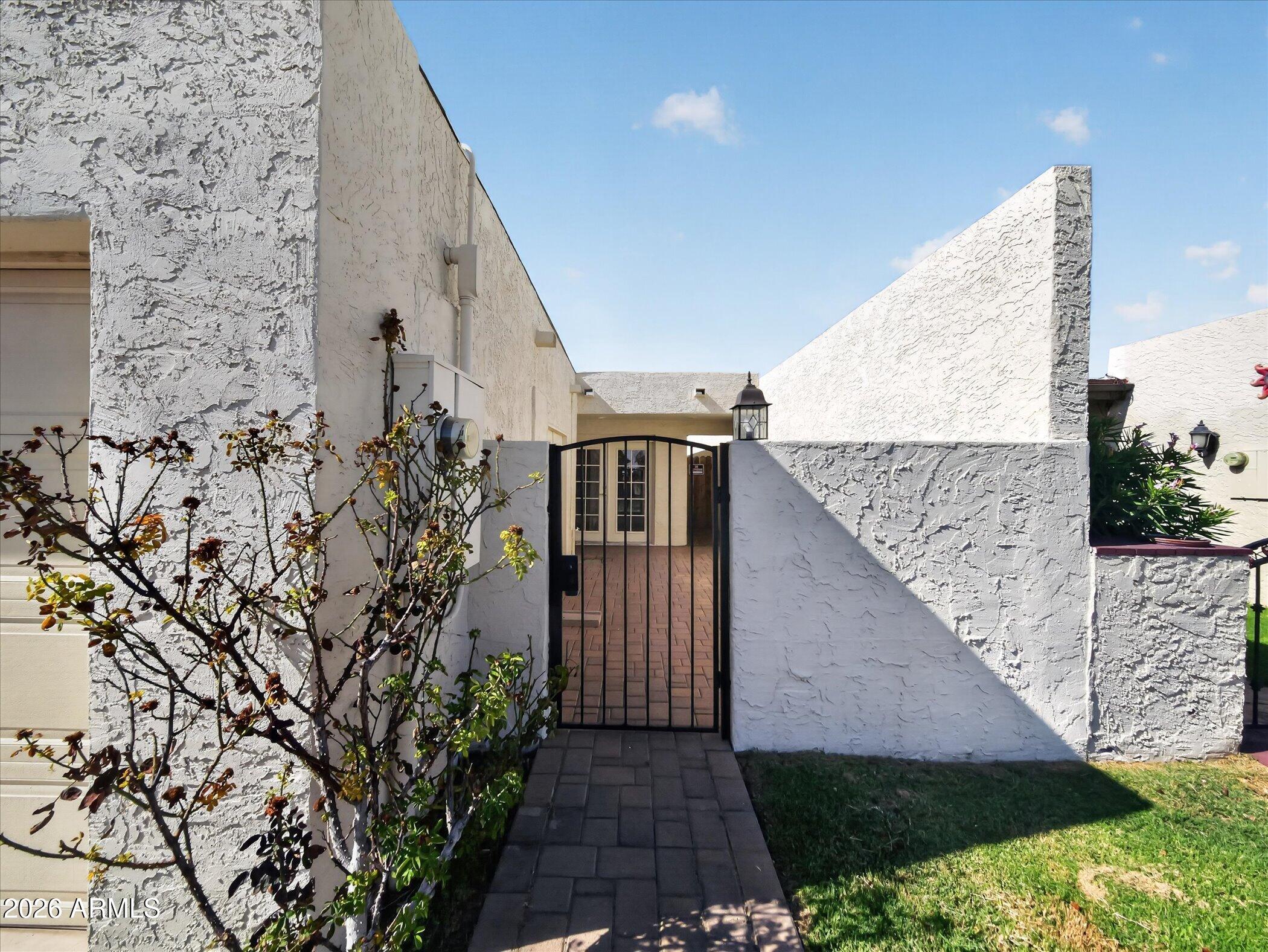 970 W TULSA Street